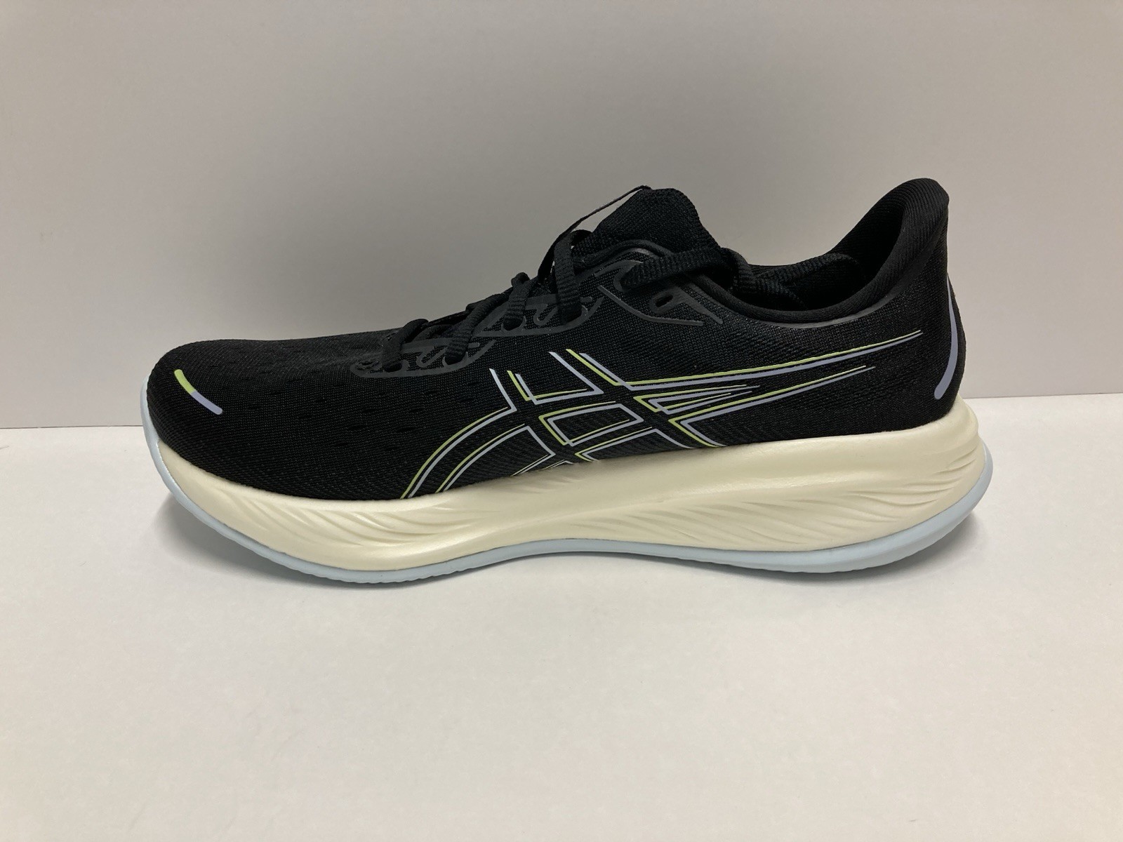 ASICS Gel-Cumulus 26 Men’s Size 9.5 Black/Safety Yellow