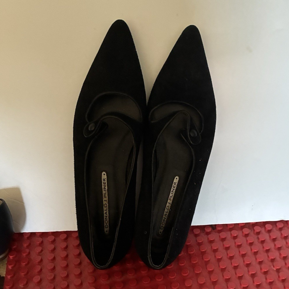 Donald Pliner Black Suede Ballet Flats Strap Accent Slip On Pointed Toe 6.5M