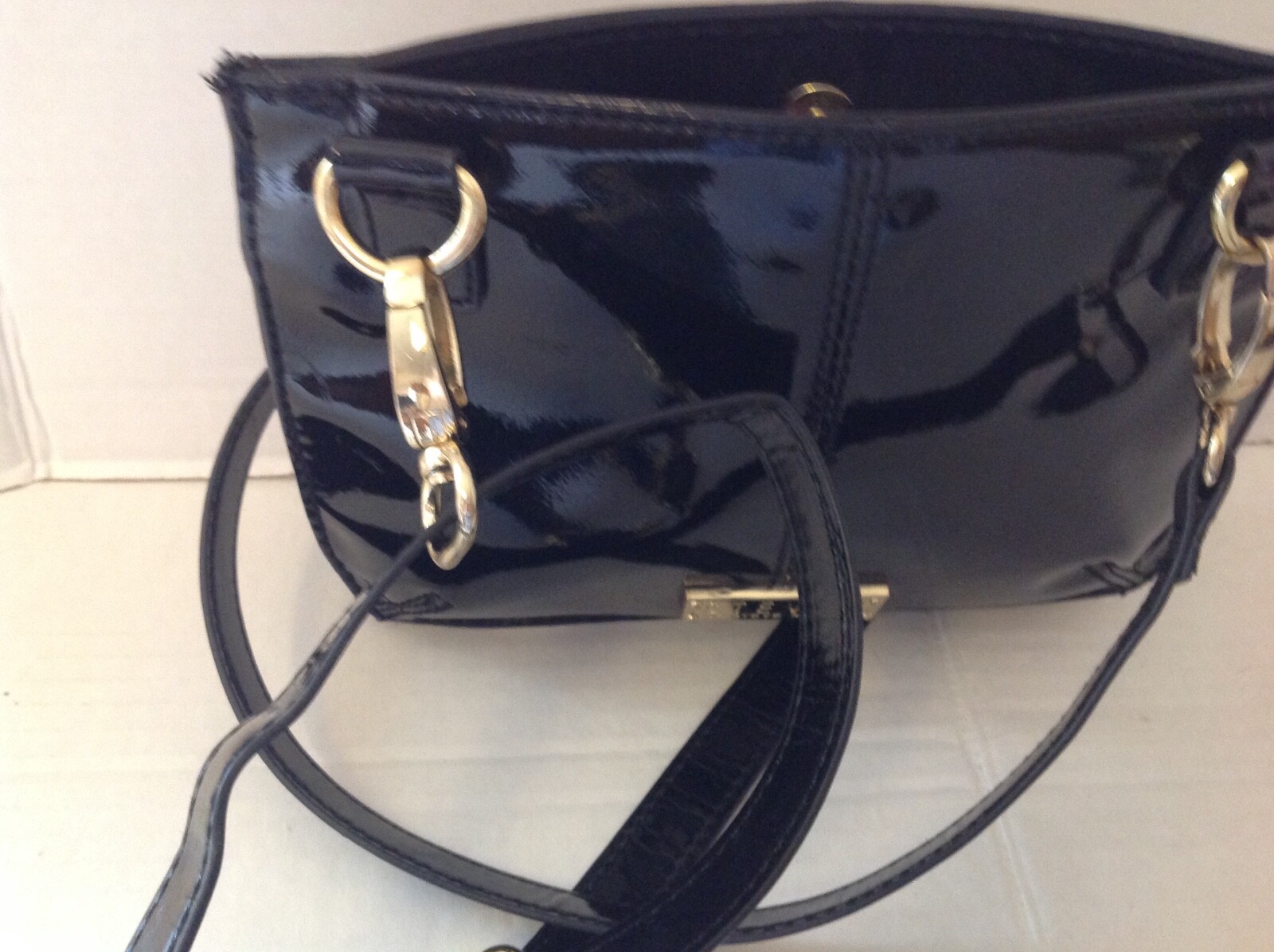 Steve Madden PU Synthetic Leather Crossbody Bag Shoulder Purse Shinny Black