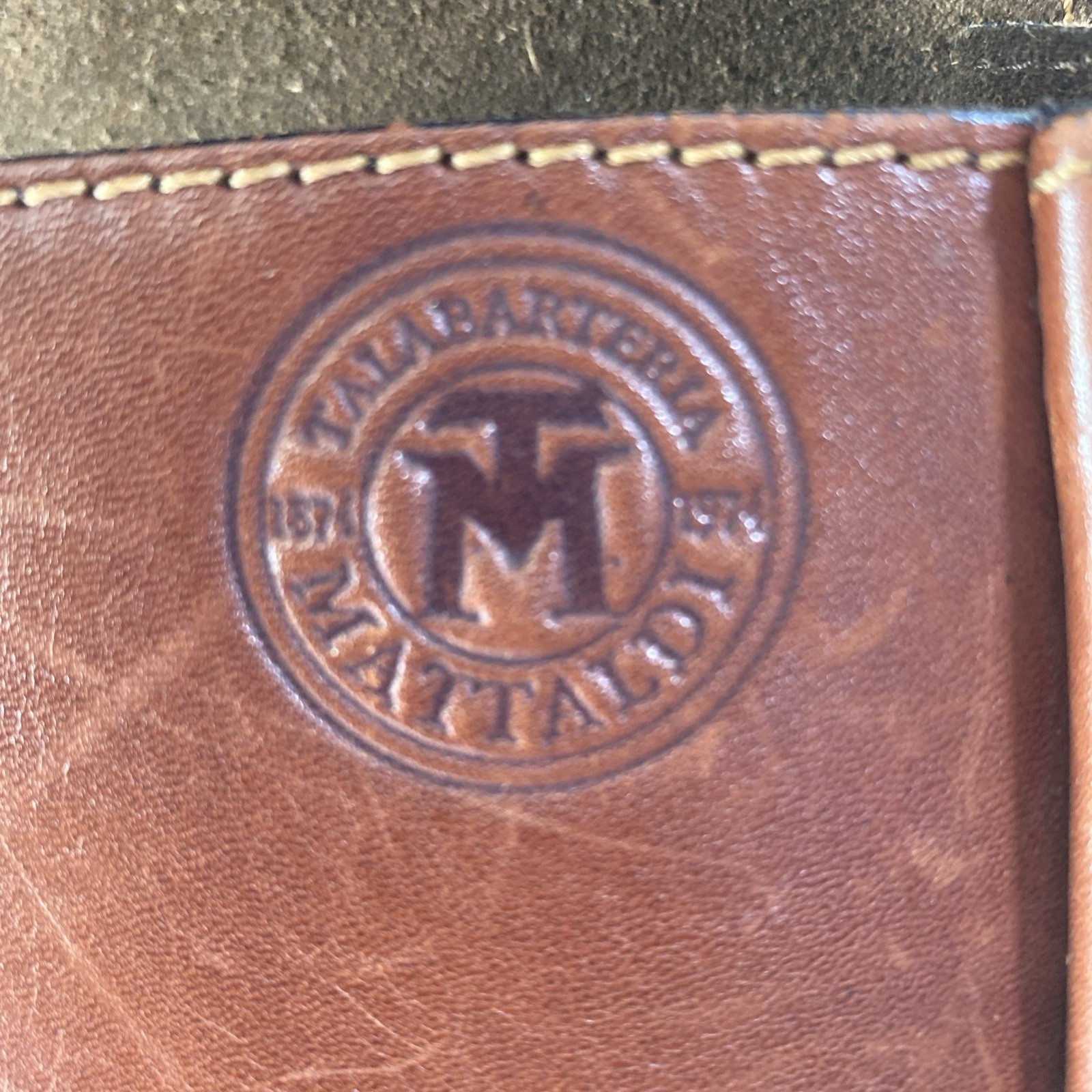 Talabarteria Mattaldi Leather Shoulder Bag 11 In Wide Approx 7 In Depth