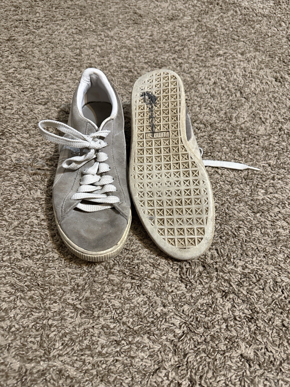 PUMA Men’s Low Top Lace Up Gray/White Suede Athletic Sneakers