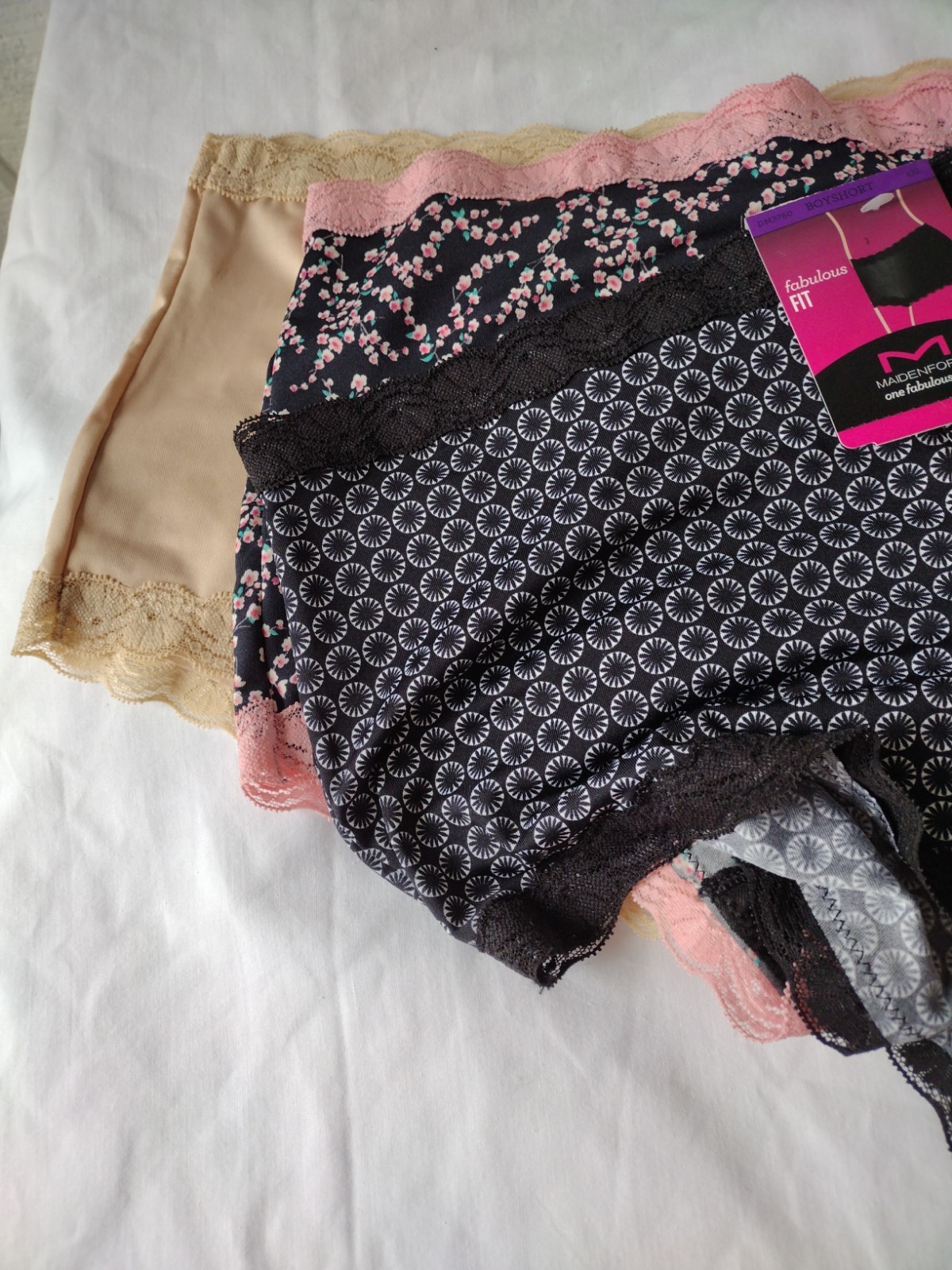 3 PACK MAIDENFORM 2XL ASSORTED COLORS BOYSHORT PANTIES DM3760 FABULOUS FIT NWT