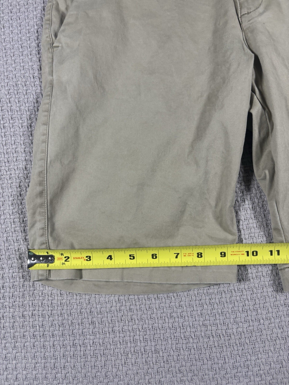 R.M. Williams khaki Shorts mens 34” beige