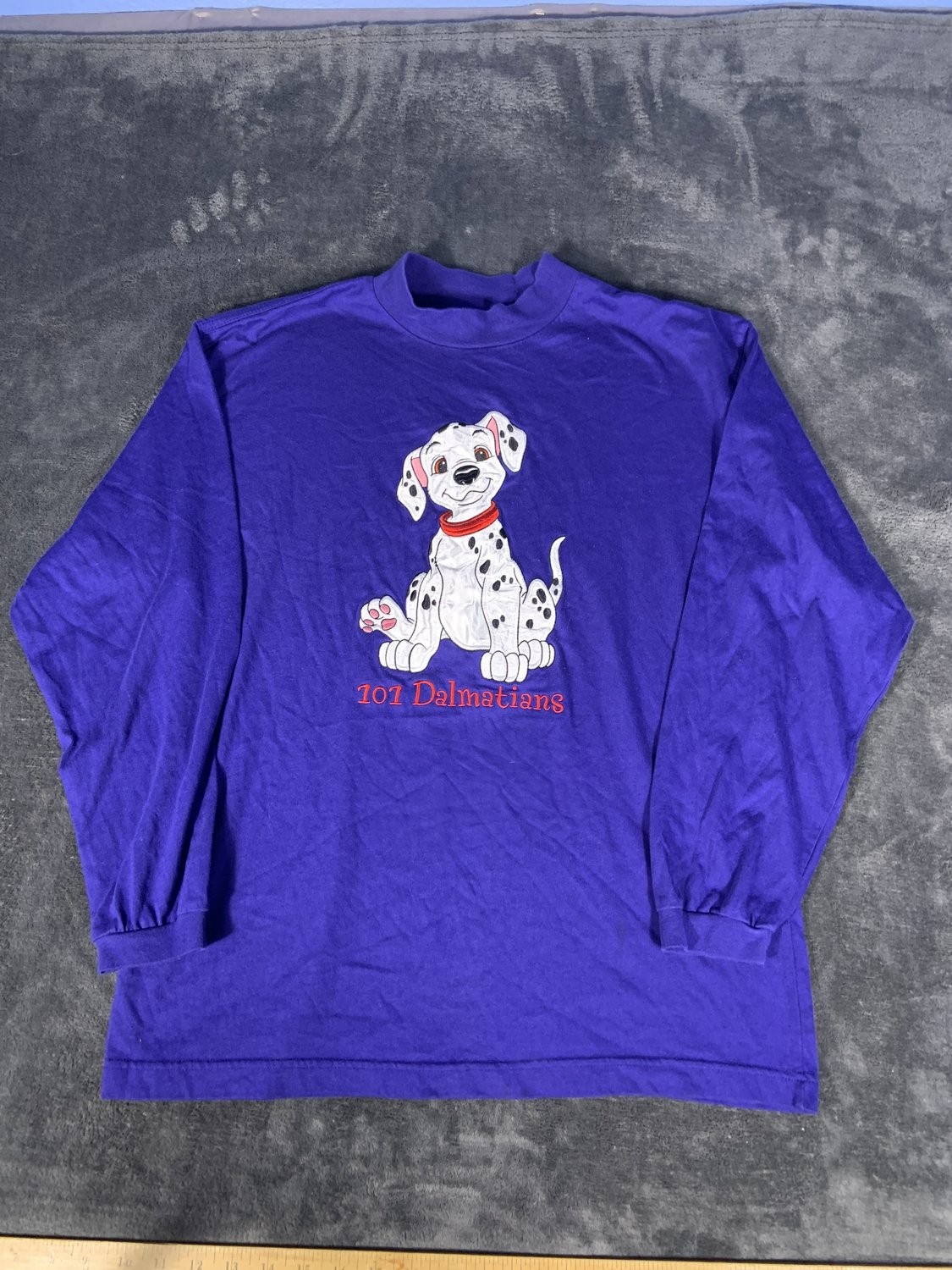 Vintage Disney 101 Dalmatians T-Shirt Mens Large Purple Long Sleeve 1990s Lucky