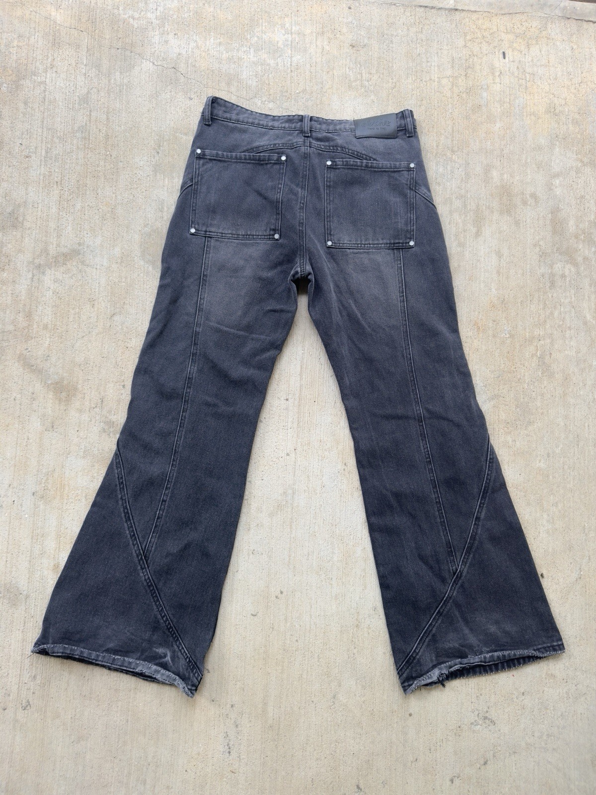 Elusive Men’s BlackCharcoal Denim 100% Cotton Wash Flared Jeans Corkscrew Stitch
