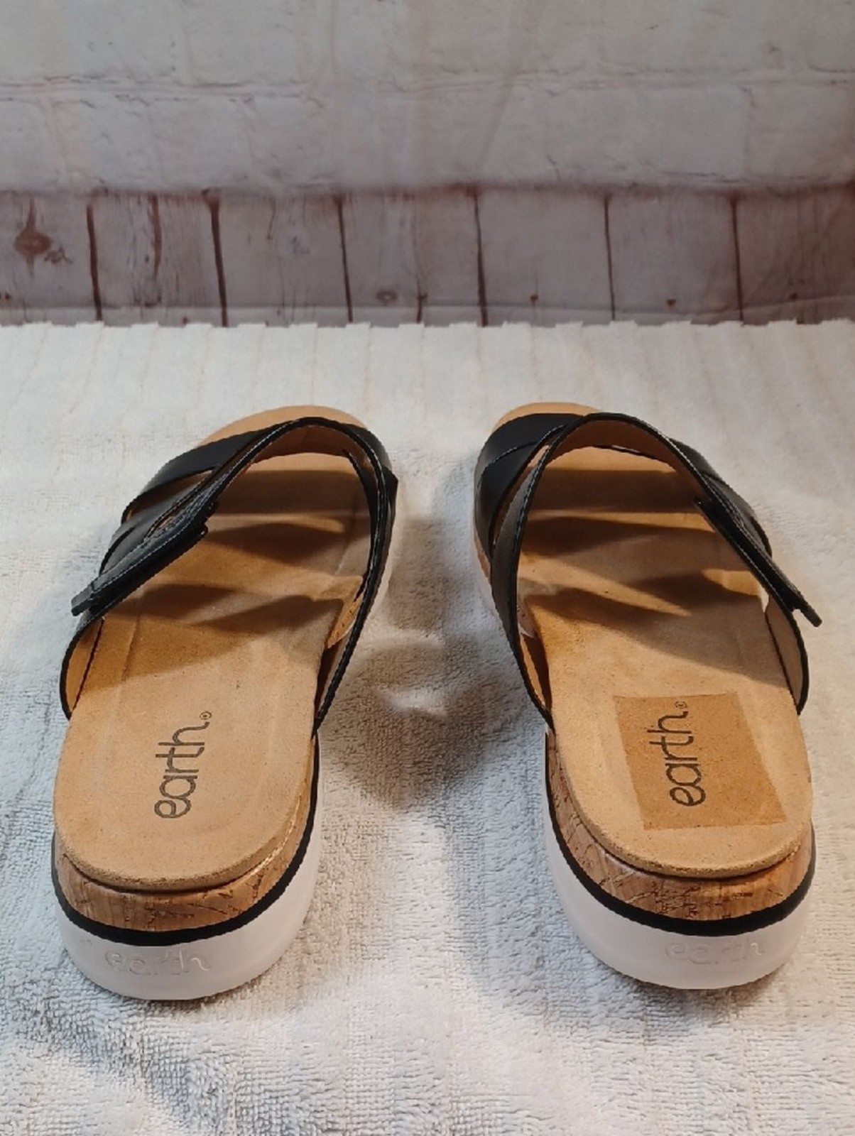 earth black leather comfort slide sandals women’s size 9w wide cushioned