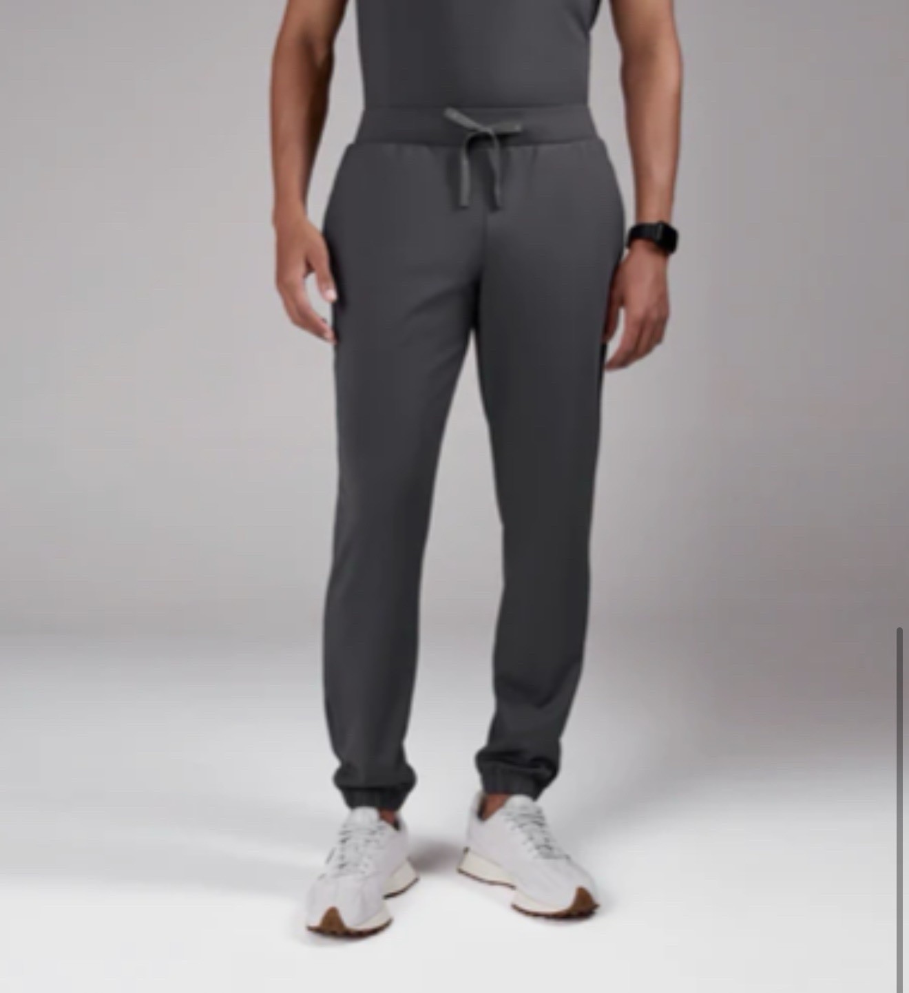 🆕 Men’s FIGS FormX Charcoal Forster Jogger- Scrub Pant™