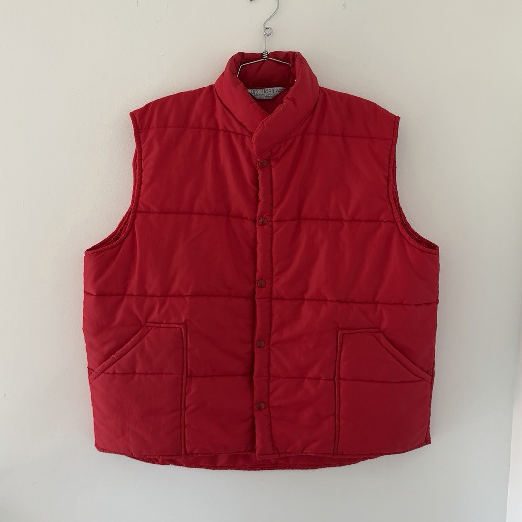 Upstream Men’s Red Insulated Puffer Vest Snap Front Stand-Up Collar – L