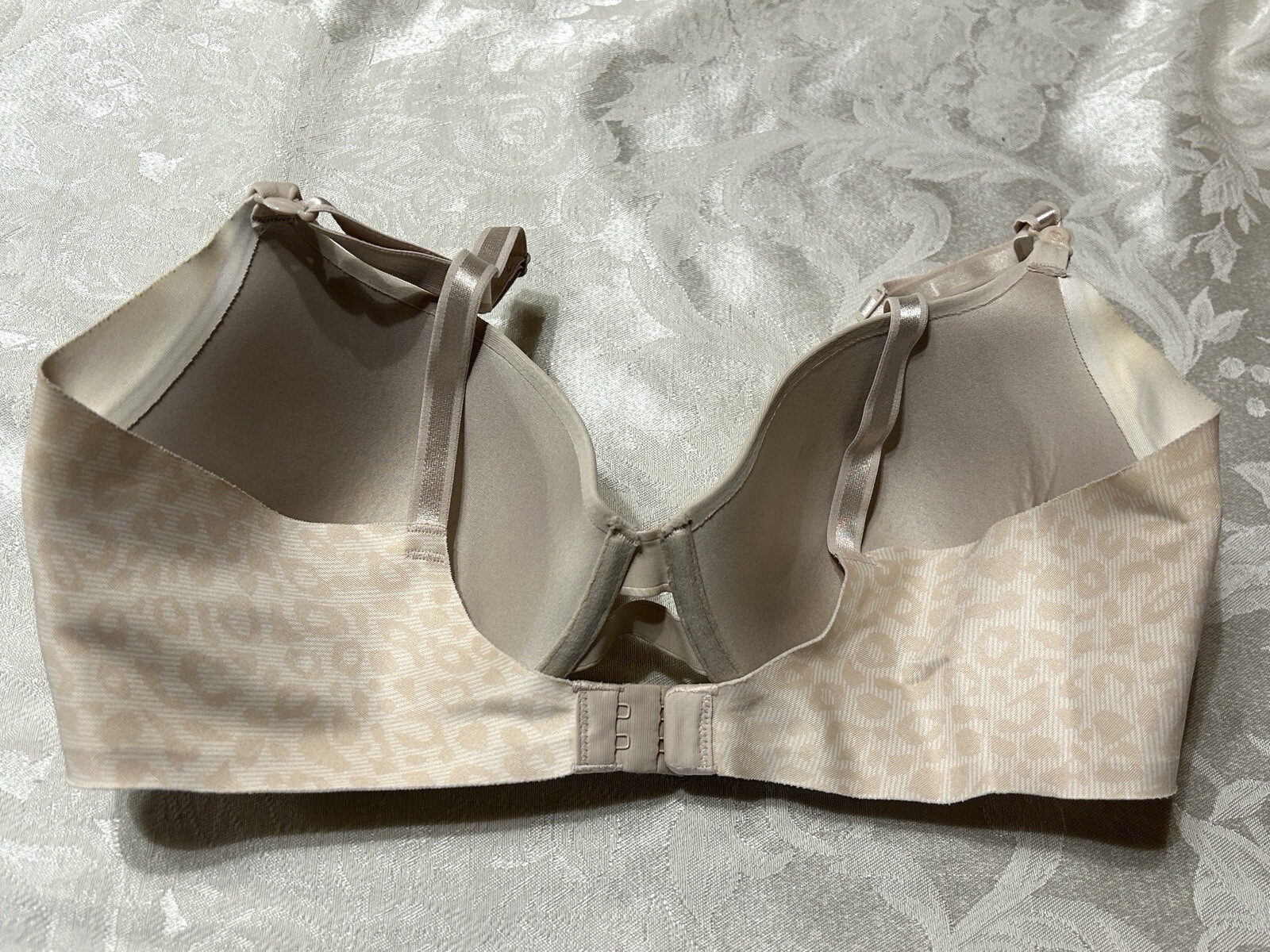 WARNER’S RB5781A No Side Effects Smoothes Underwire 34D Nude Animal Print Bra