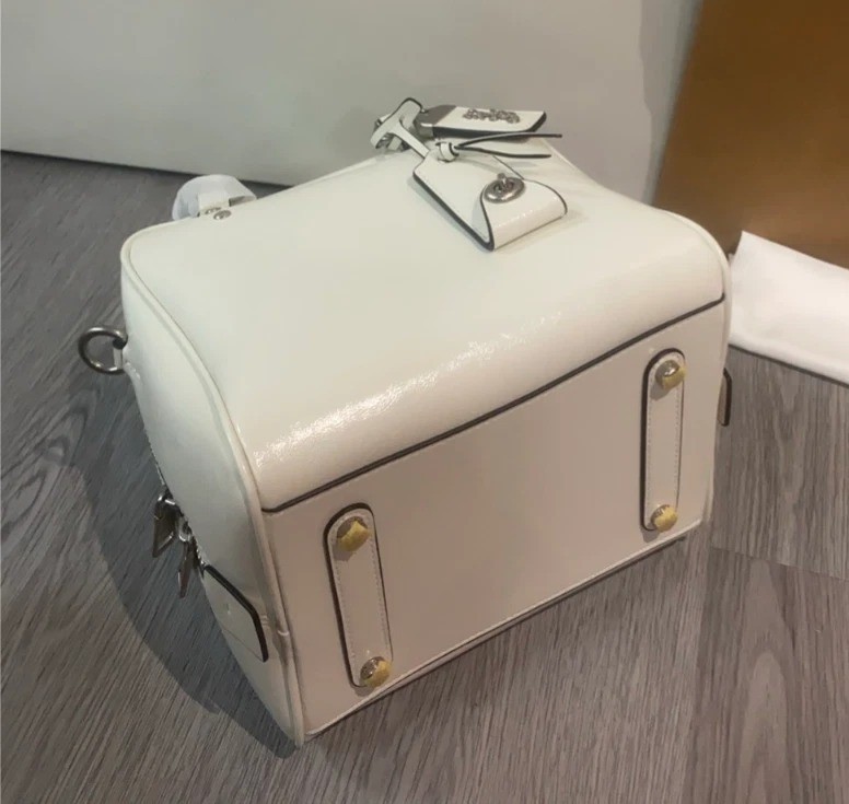 COACH Cube Rogue Bag 20 Shoulder Bag Chalk CBH04 Outlet NEW leather