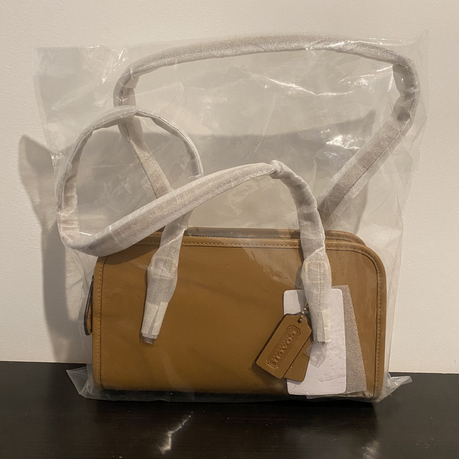 COACH Swing Zip Bag Small Leather Shoulder bag CM565 Honey Brown NWT Authentic