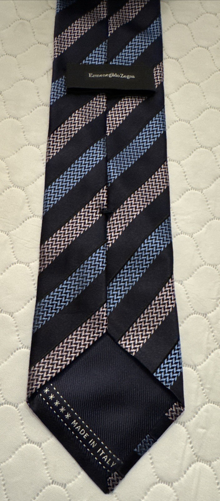 ERMENEGILDO ZEGNA Tie Necktie Italy Herringbone Striped Blue Pink 3 1/8” X 59”