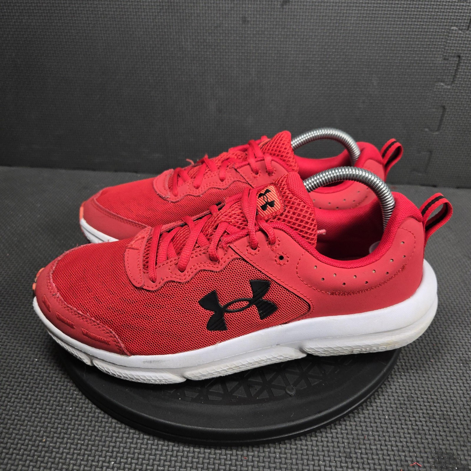 Under Armour Charged AKA Shoes Mens Size 9 Red Running Sneakers 3026175-600