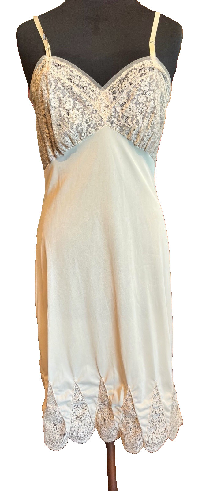 Vintage 1950’s Van Raalte Opaquelon Nylon Lace Dress Slip Size 39 #7925 44 A