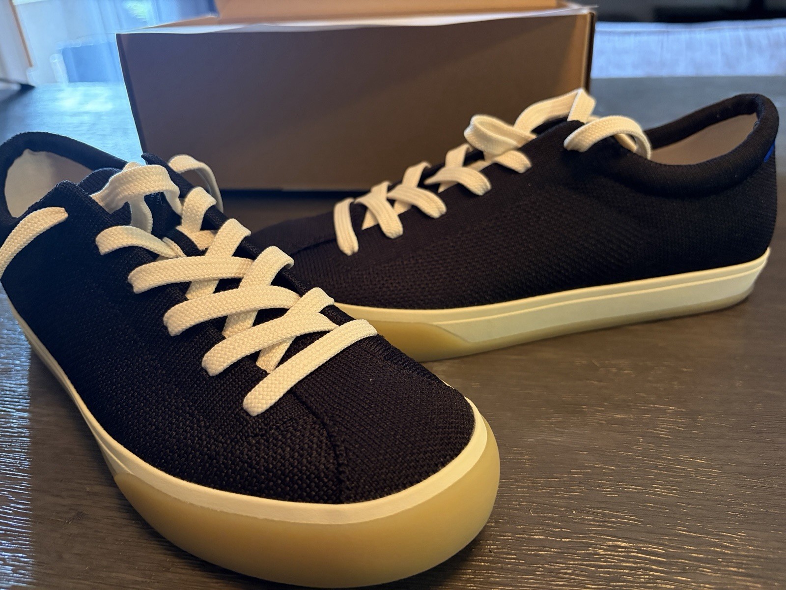 Rothy’s Women’s Knit Lace-Up Low Top Sneakers Navy/White Rubber Outsole Walking