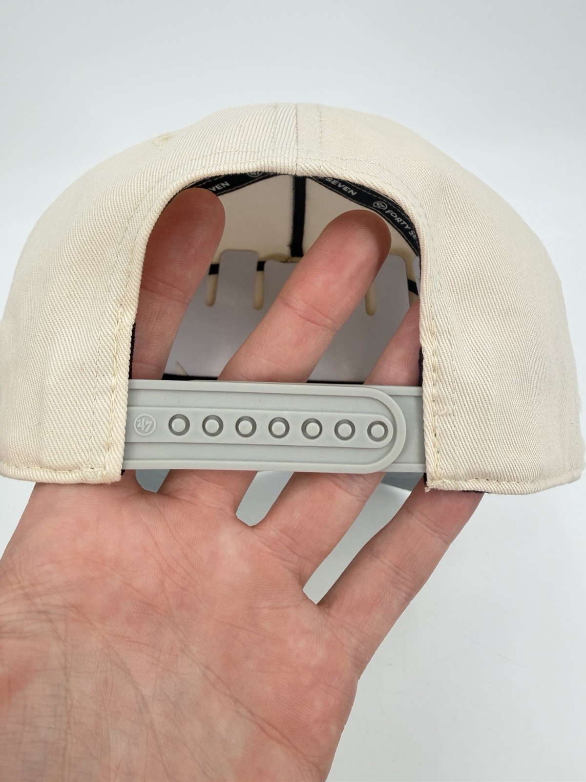 NEW ‘47 Brand Basics Two Tone Hitch SnapBack Hat Blank Beige Blue Adjustable