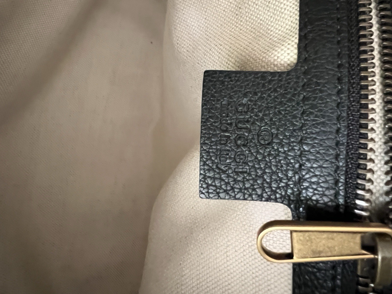 GUCCI Half Moon Hobo Shoulder Bag Calfskin leather Black