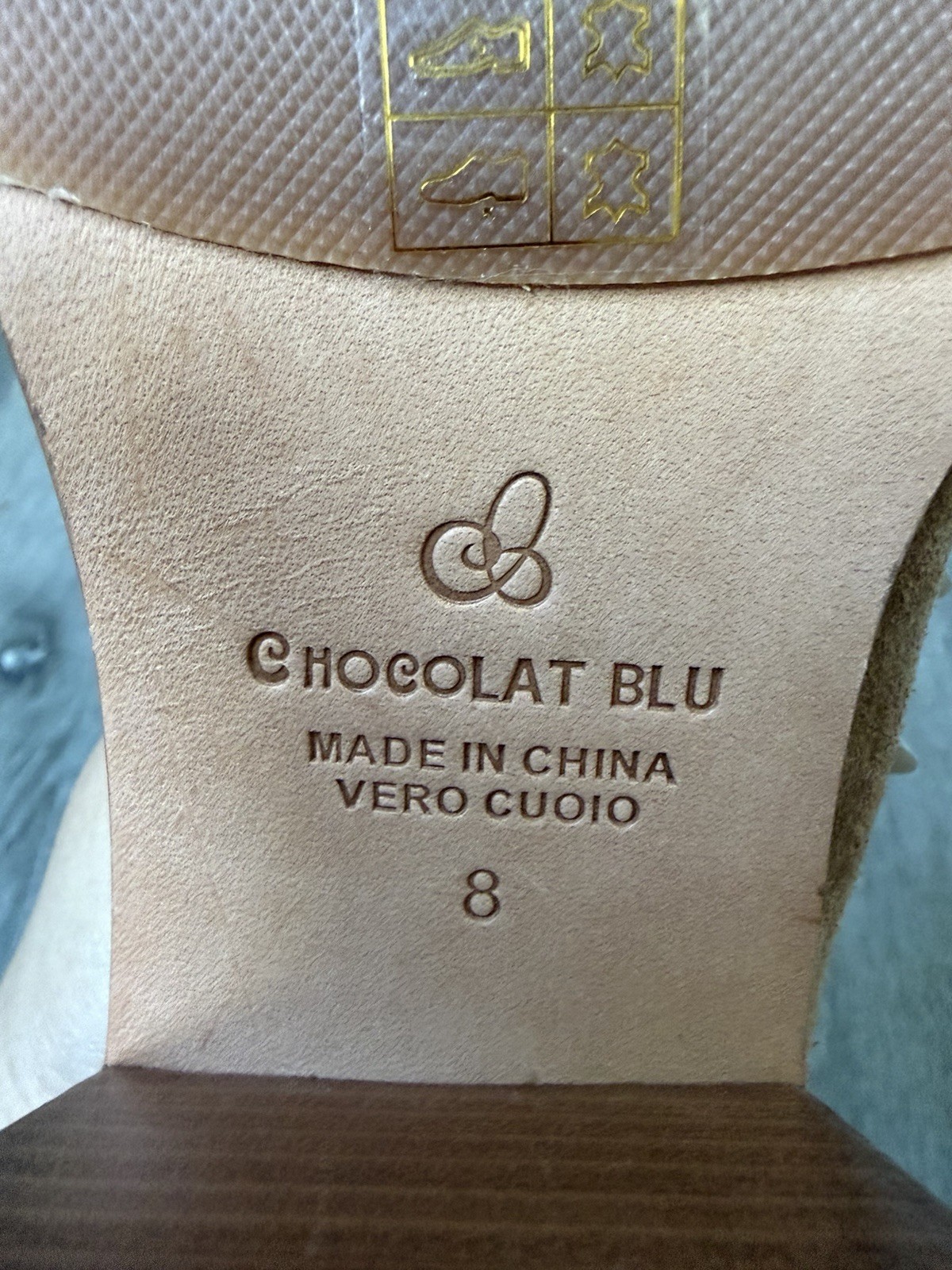 Chocolat Blu Penny Loafer Pump Heels Womens Size 8 Tan Suede Leather