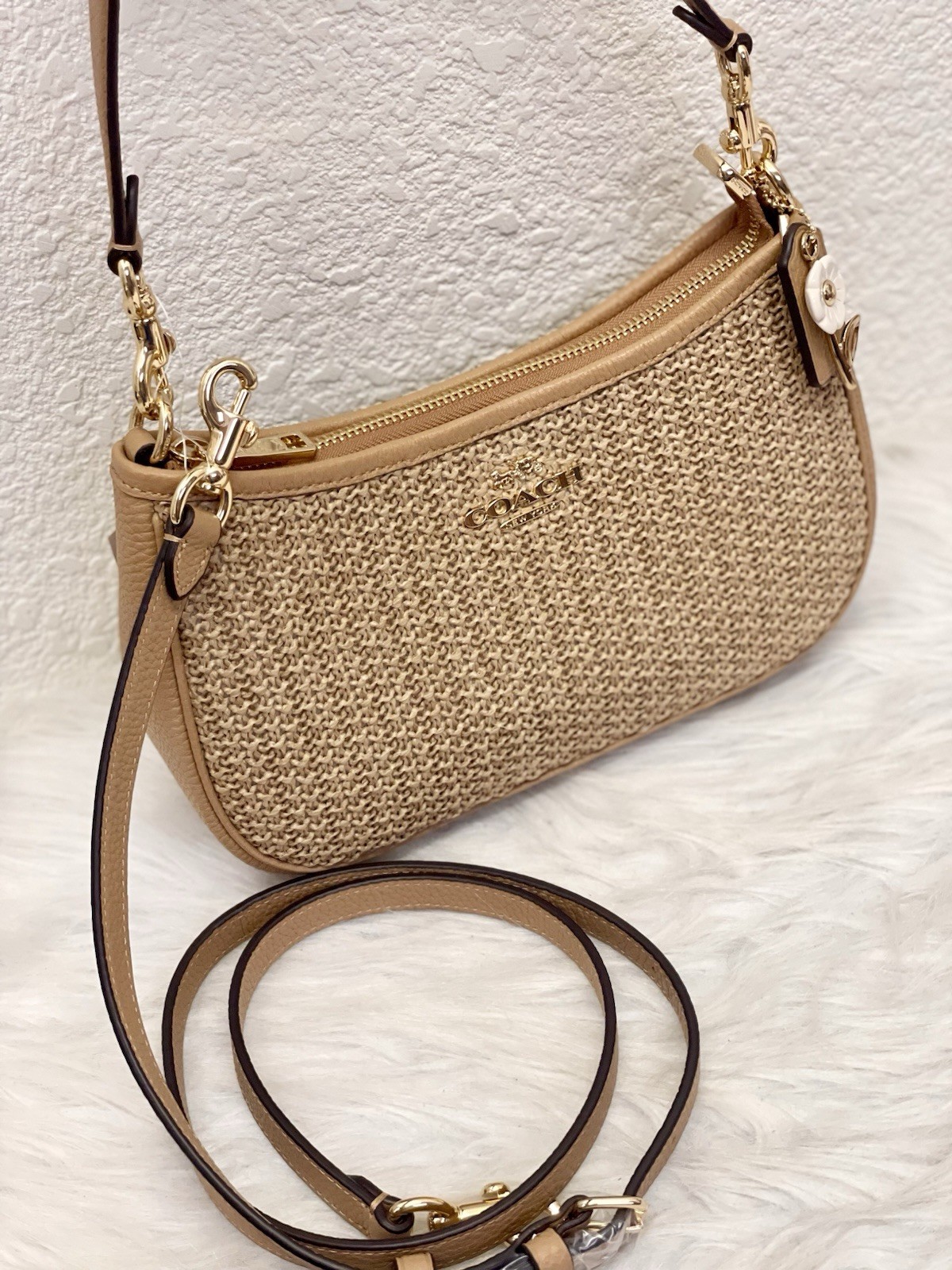 Coach CEC43 Teri Shoulder Bag With Charm straw/Im/Toast Leather NWT