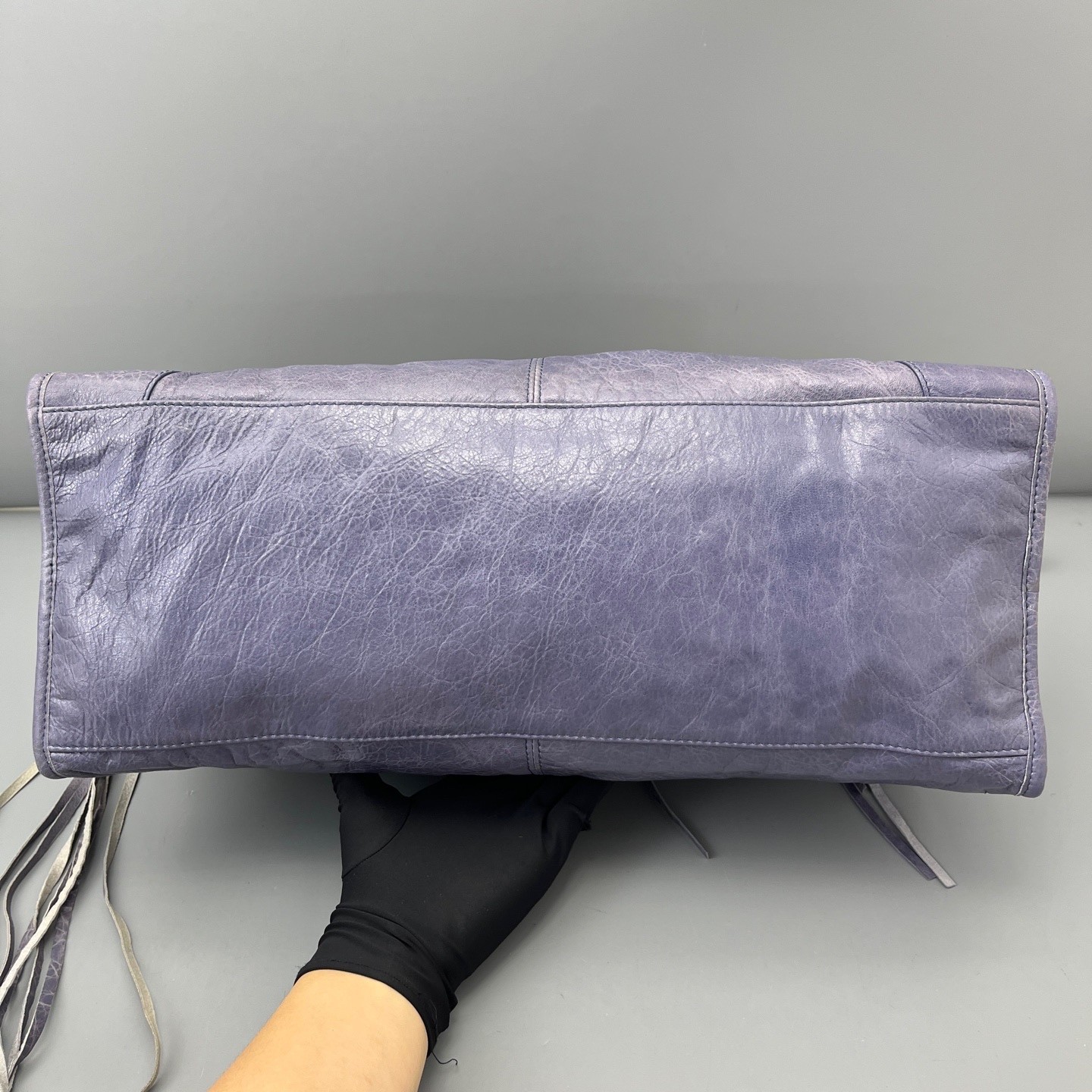 Balenciaga Pre-Owned Authentic Luxury Handbag Purple 42*22*17cm