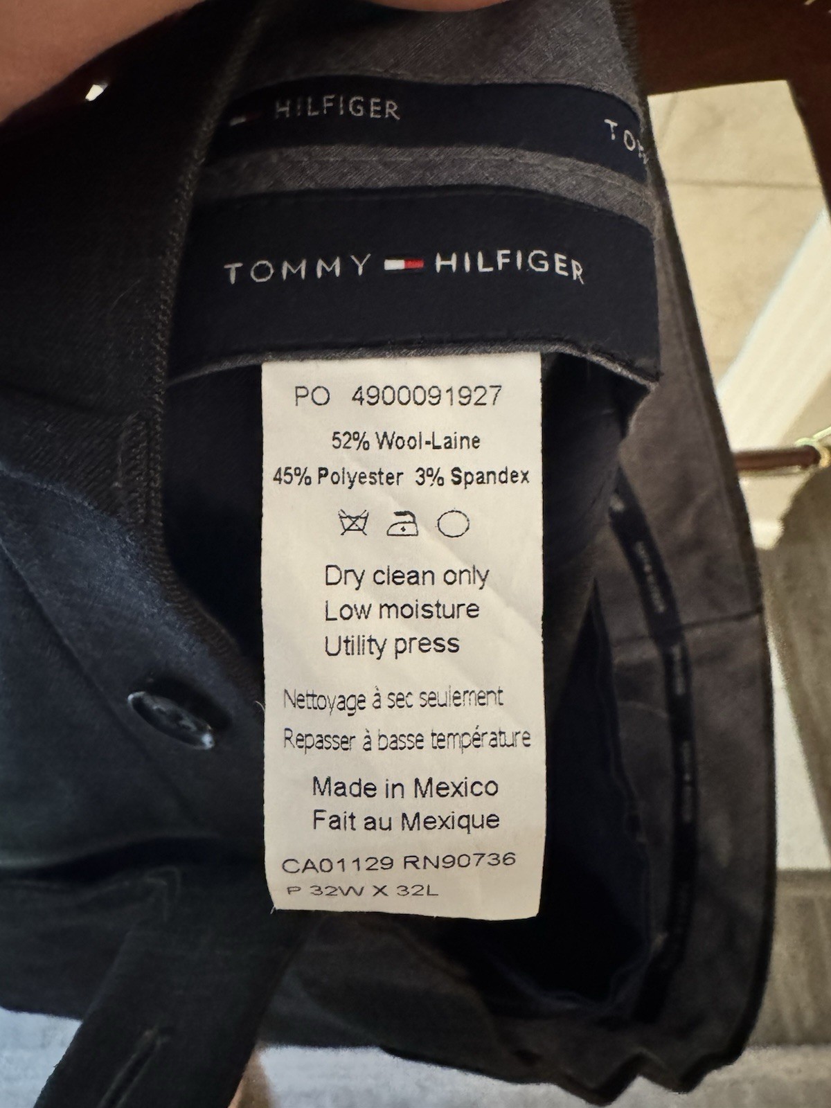 Tommy Hilfiger Men’s Dark Gray Check Slim Fit TH Flex Full Suit 40L / 32×32