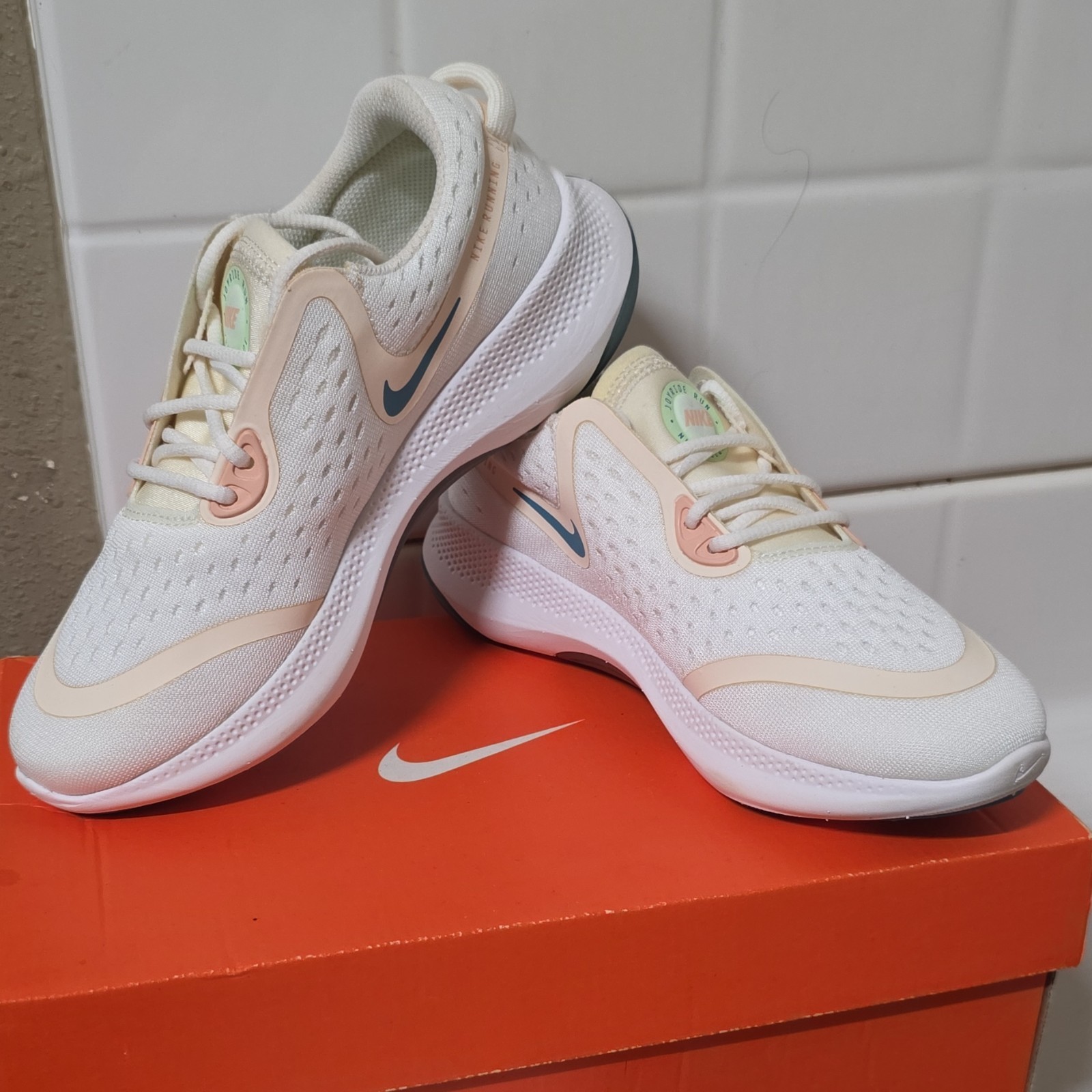 Nike Joyride Dual Run Sail Ivory Pink Blue Womens 5.5 (Youth 3) CD4363-104 VNDS