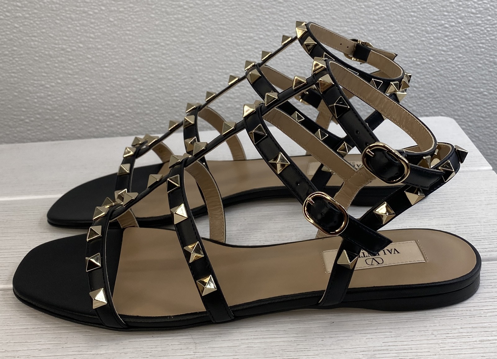 Valentino Garavani Rockstud Caged Sandal Women US8.5 EU38.5 Black Leather Straps