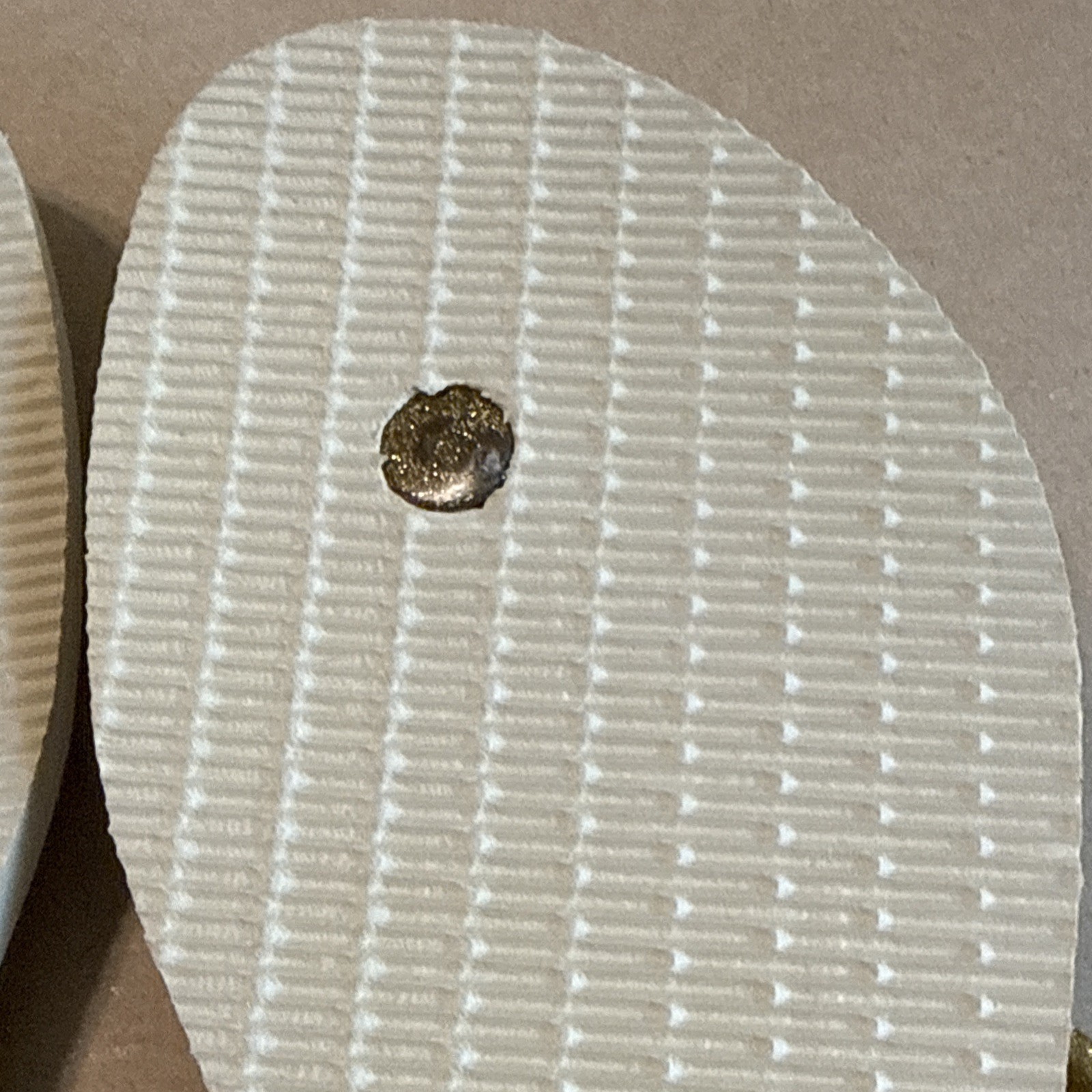 HAVAIANAS Slim Gold with Glitter Footbed and Glitter Straps 39/40 – New