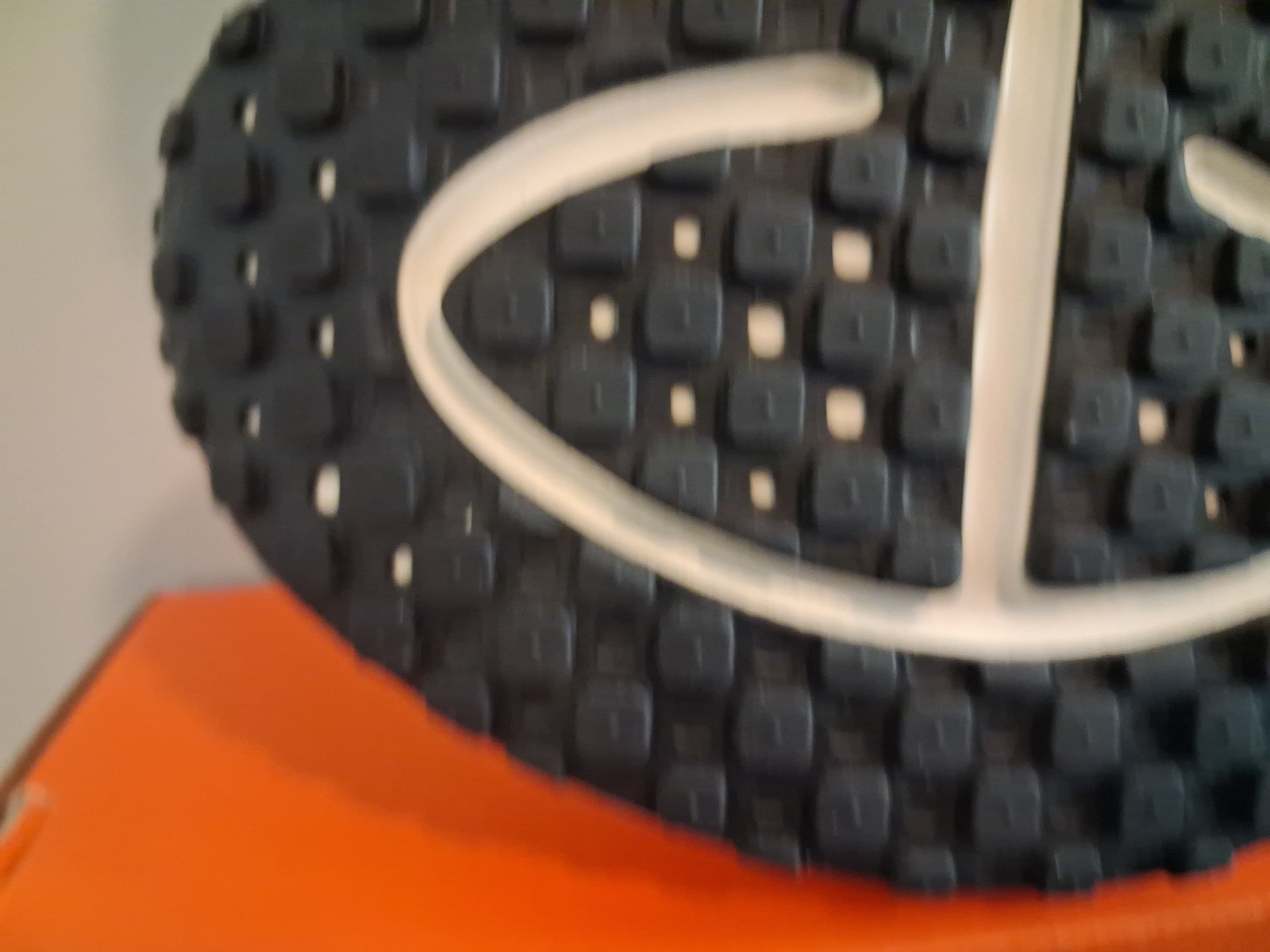 Nike Revolution 8 Sail Pale Ivory Womens run walk shoes sneakers – HJ8485-103
