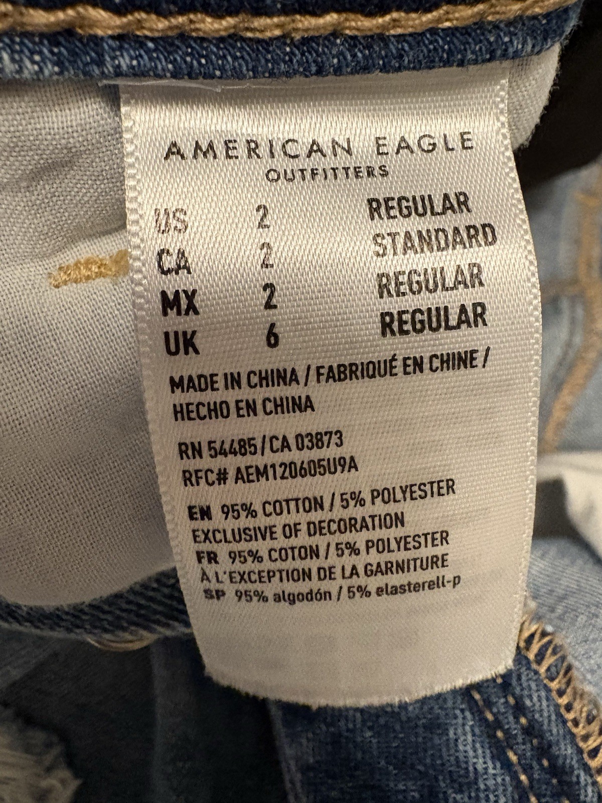 0001 – American Eagle Outfitters Distressed Skinny Jeans Blue Medium Wash Denim