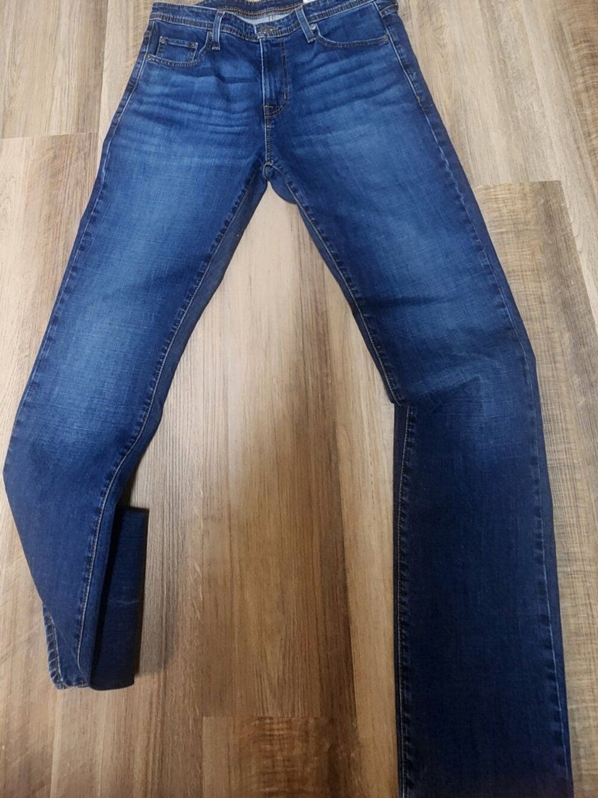 Cremieux Men’s StraightgJeans Size 33/34