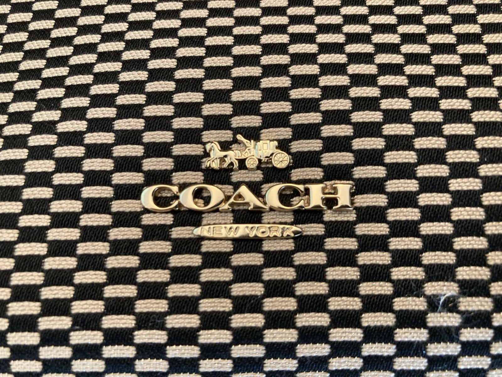 Coach Sutton Hand Bag in Beechwood Legacy Jacquard Print 67367. NWT