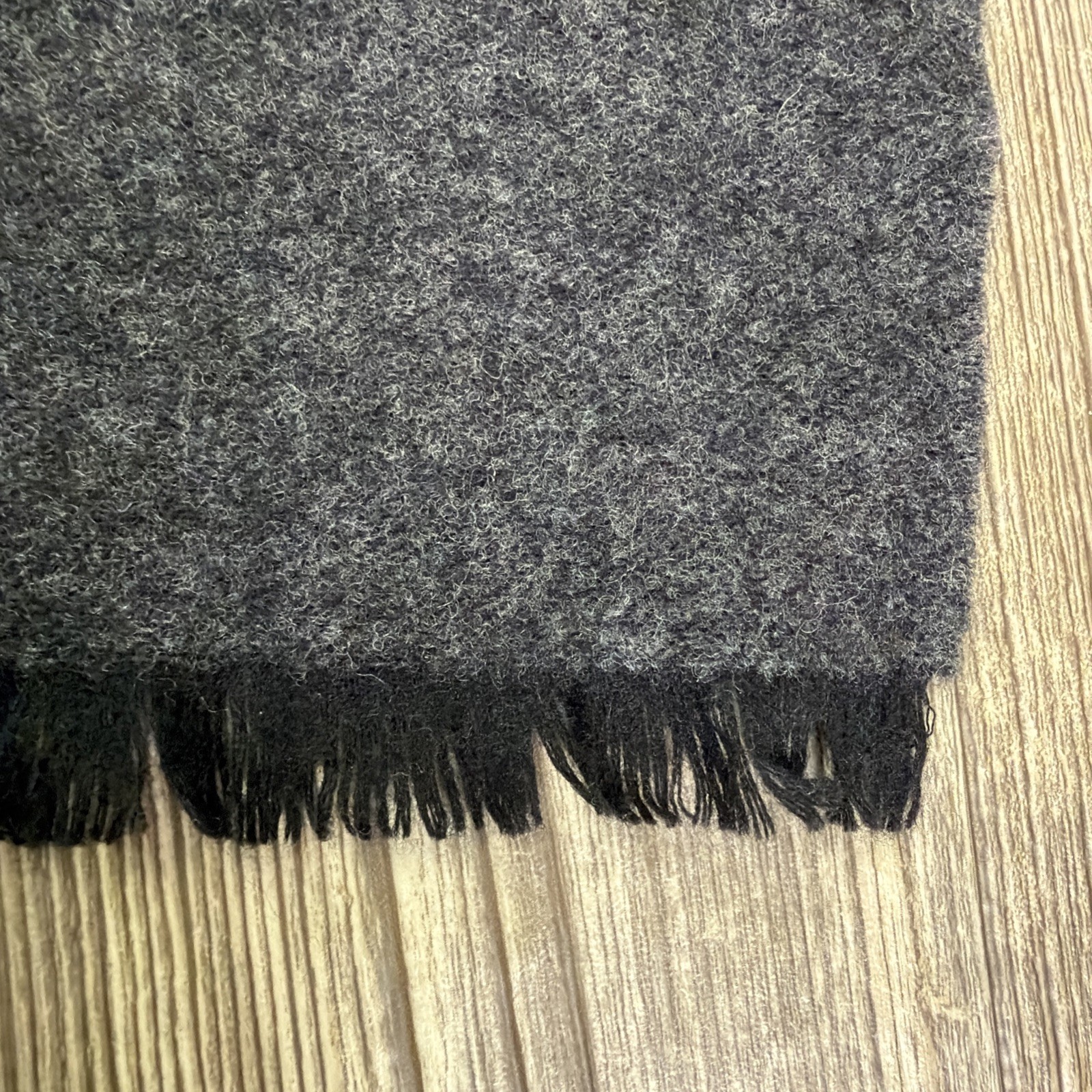 Pendleton Wool Wrap Scarf 24×76 Dark Gray with Fringe Made in Italy