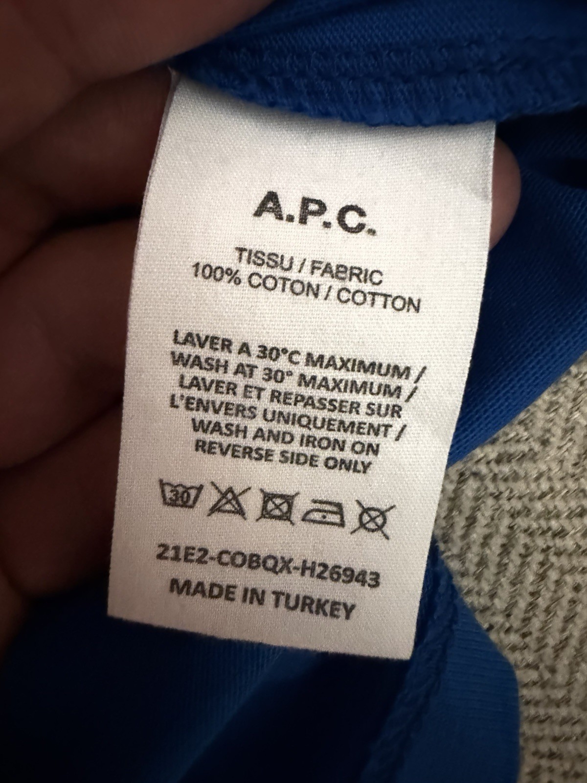 A.P.C. Rue Madame Paris Men’s T-Shirt Size Medium Royal Blue VPC