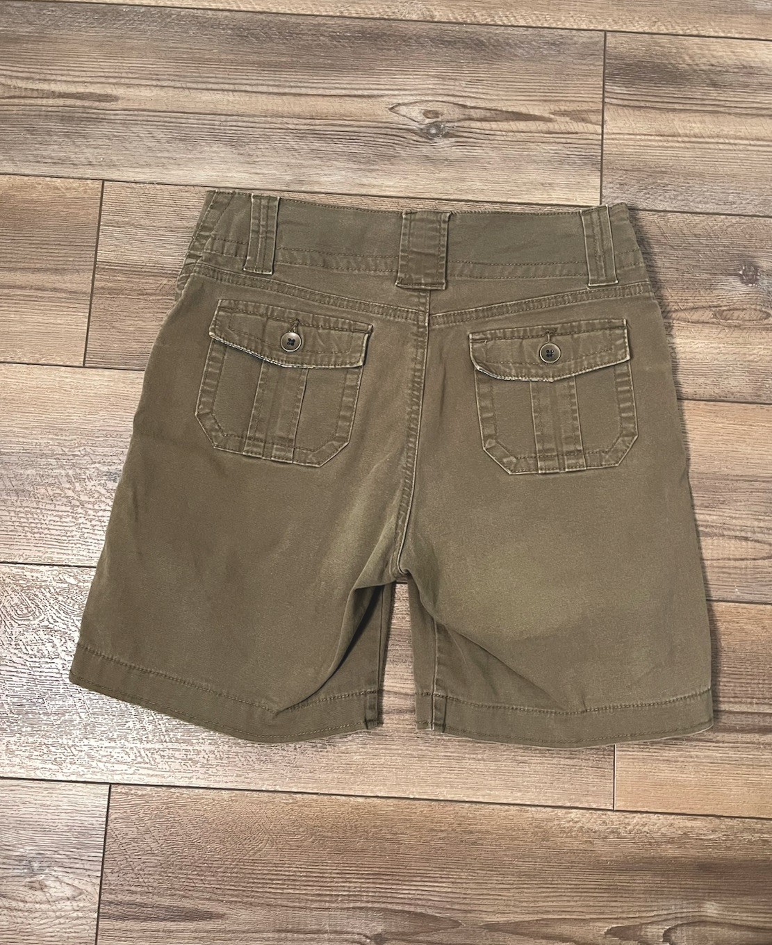 Lee Just Below the Waist Women’s Shorts Green Size 10M