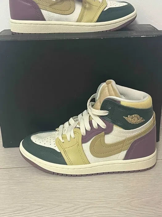 Size 5.5 – Air Jordan 1 Method of Make High Galactic Jade W