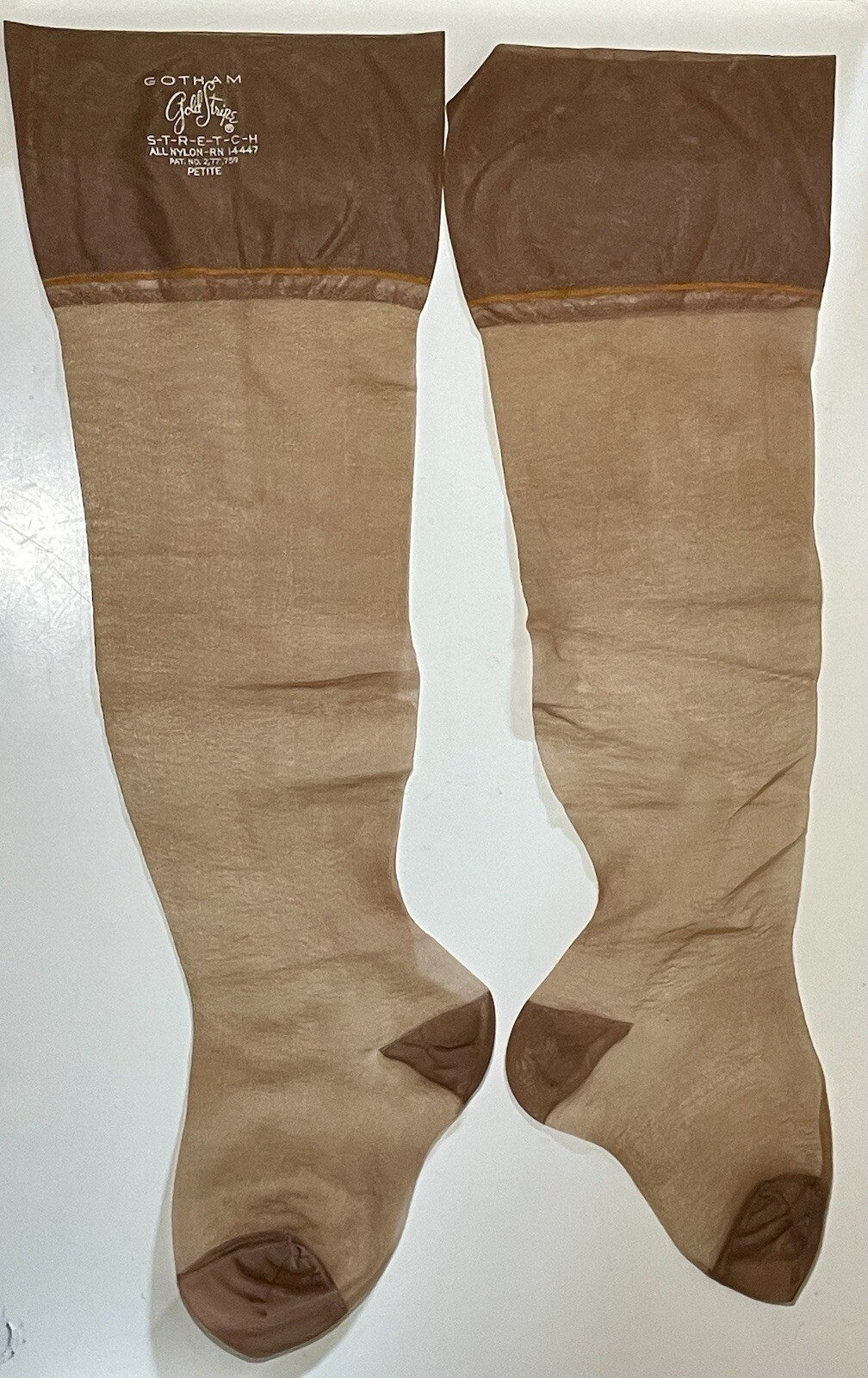 Gotham Nylons Gold Stripe Stretch Seamless Petite Sunset -RN 14447 G-40 1.35