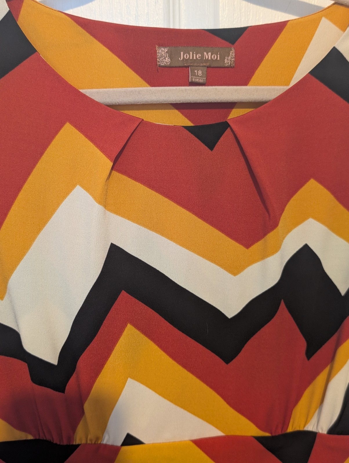 Jolie Moi Bold Chevron Print Midi Dress Size 18 Ruched Sleeve Pockets Retro 70s