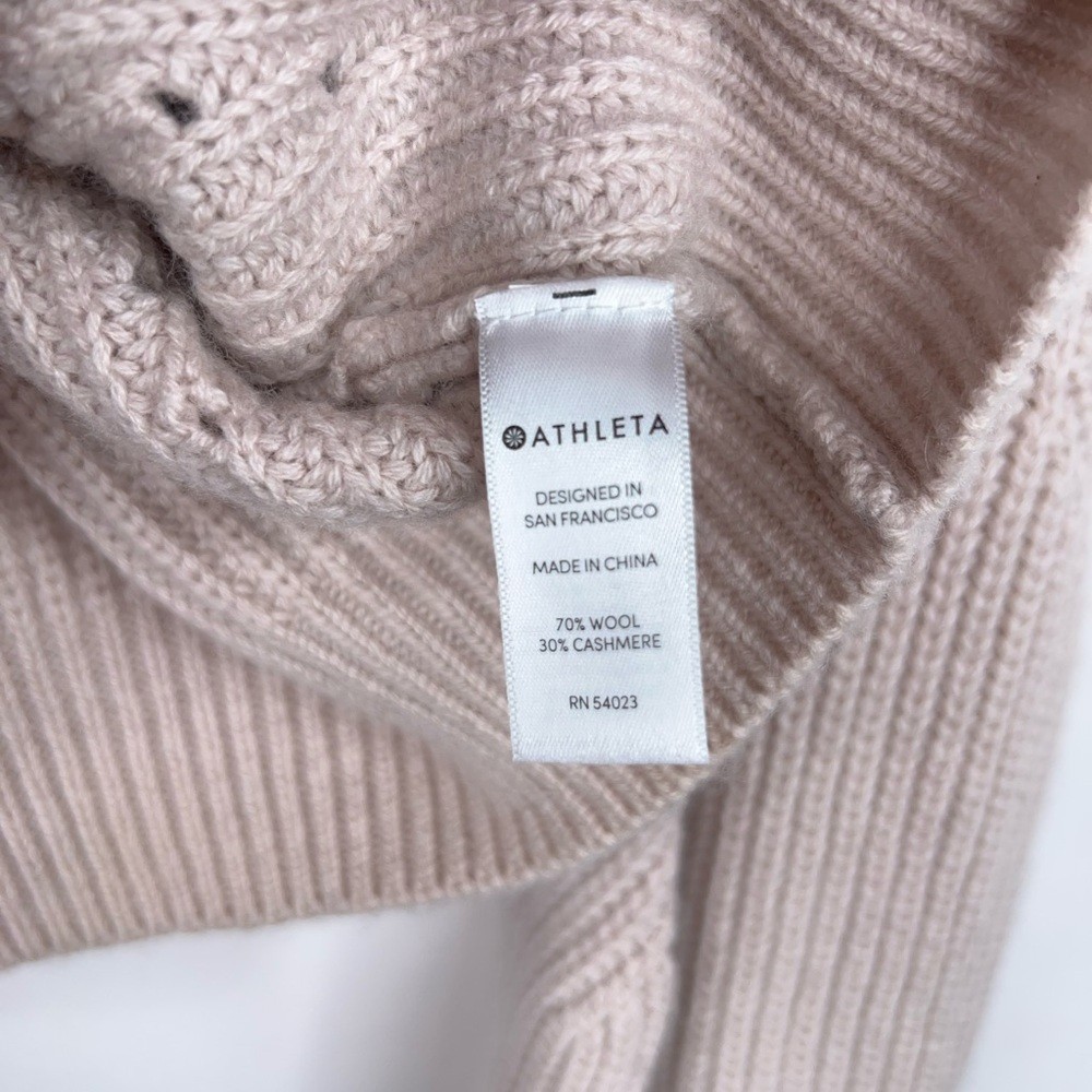 Athleta Wool Cashmere Cream Knit Sweater Crew Neck Neutral Cozy Cropped Small