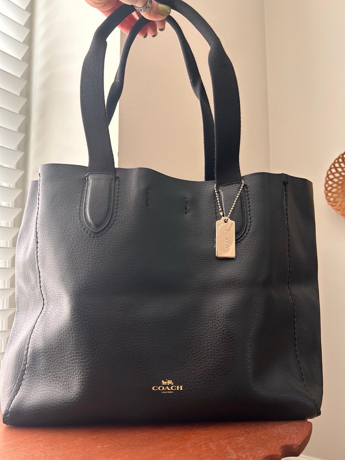 Coach City Tote Black Pebbled Leather Shoulder Bag Women Large F58660