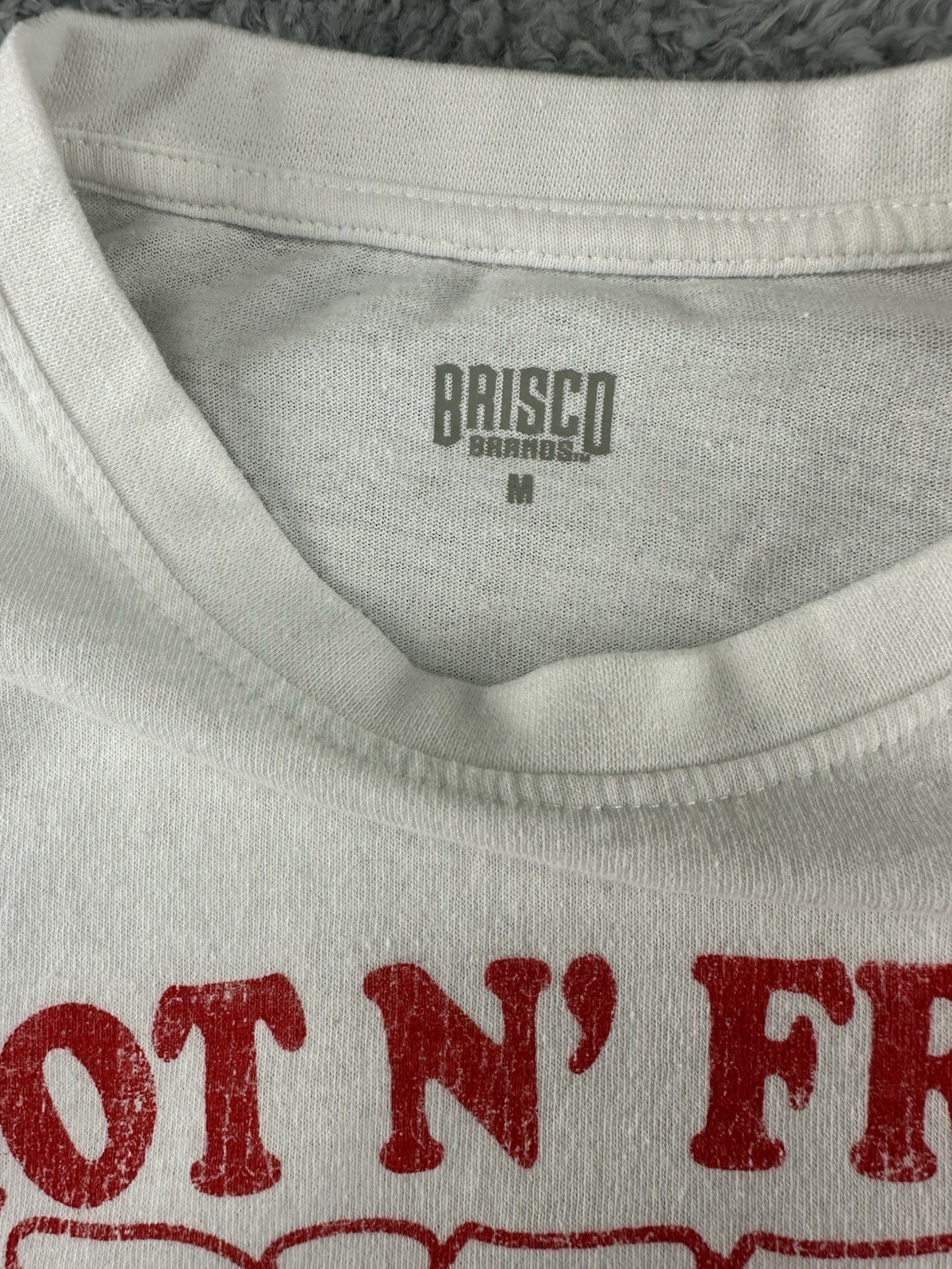 Brisco Hot N’ Fresh Phat Phil’s Pizzaria Brooklyn New York T-shirt Size Medium