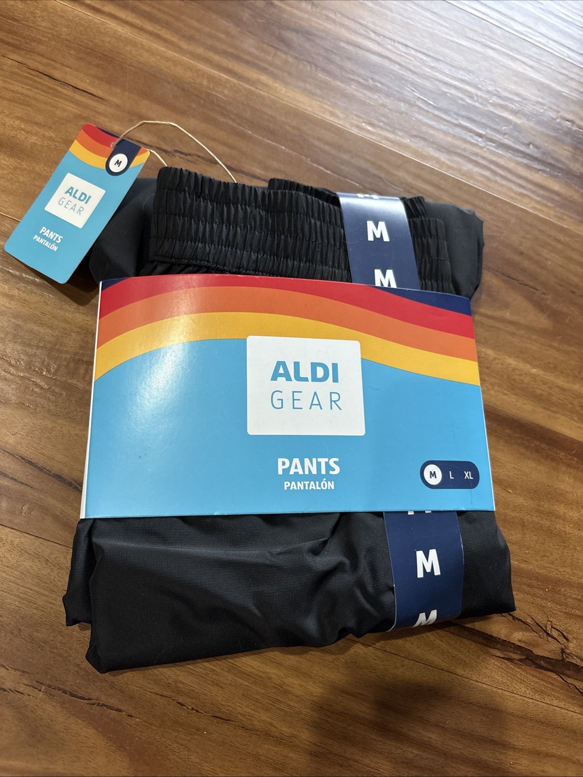 Aldi Gear Women’s Jacket Pants Set Size Medium White Stripe Brand New