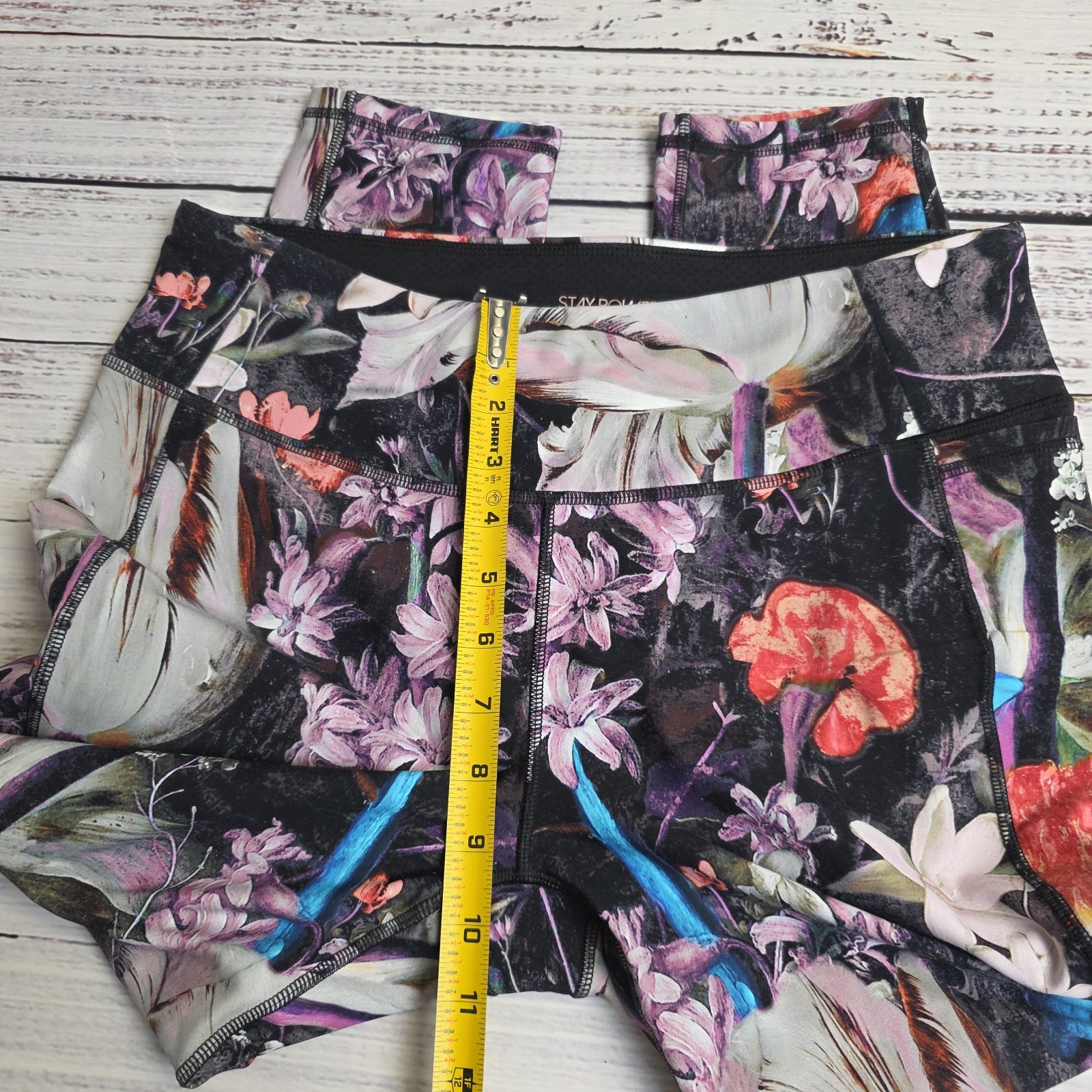 Calia by Carrie Underwood Floral Cropped Leggings Capris Large 31×24 Nylon Span
