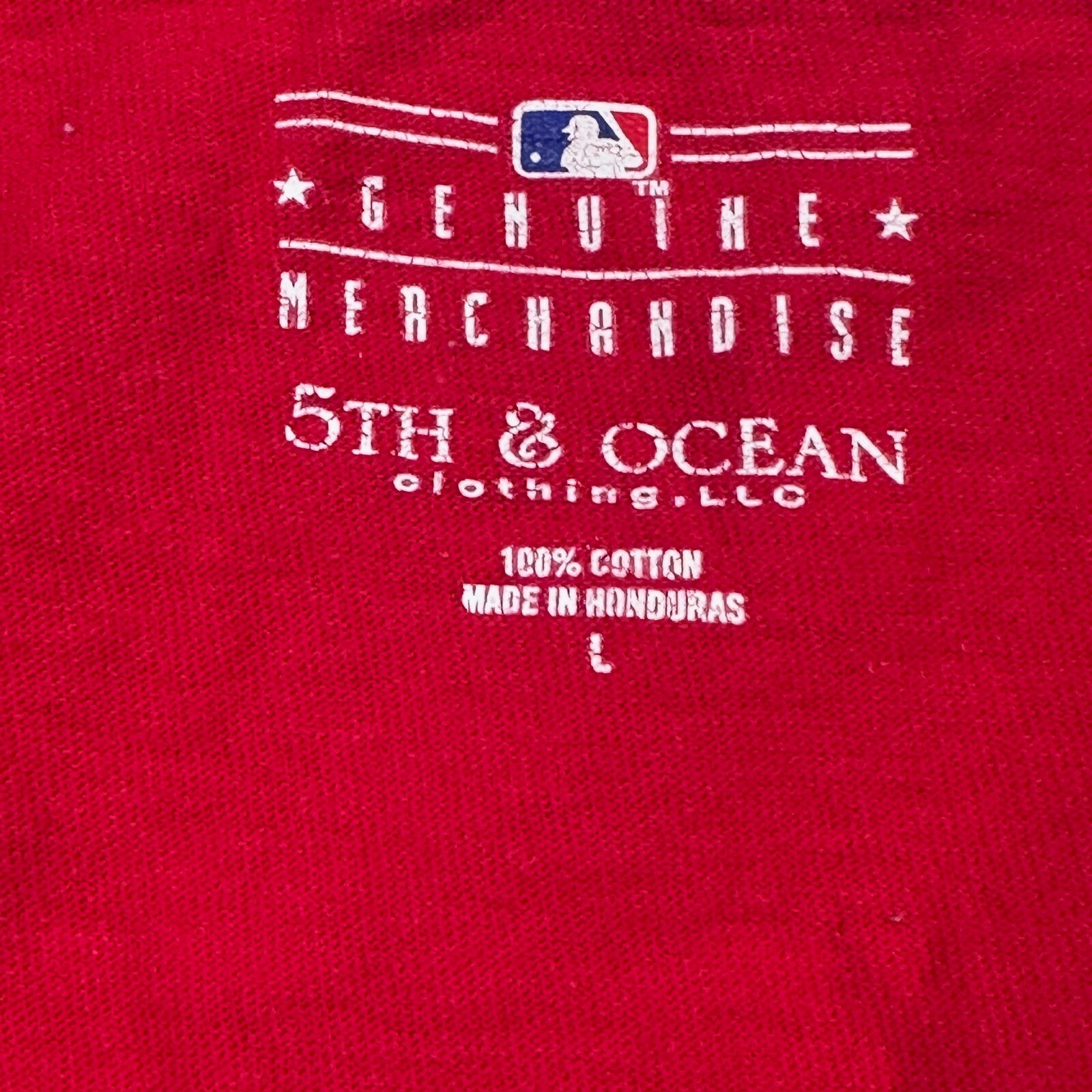 5th & Ocean Cincinnati Reds T-Shirt Women Large Red V-Neck MLB Graphic Tee