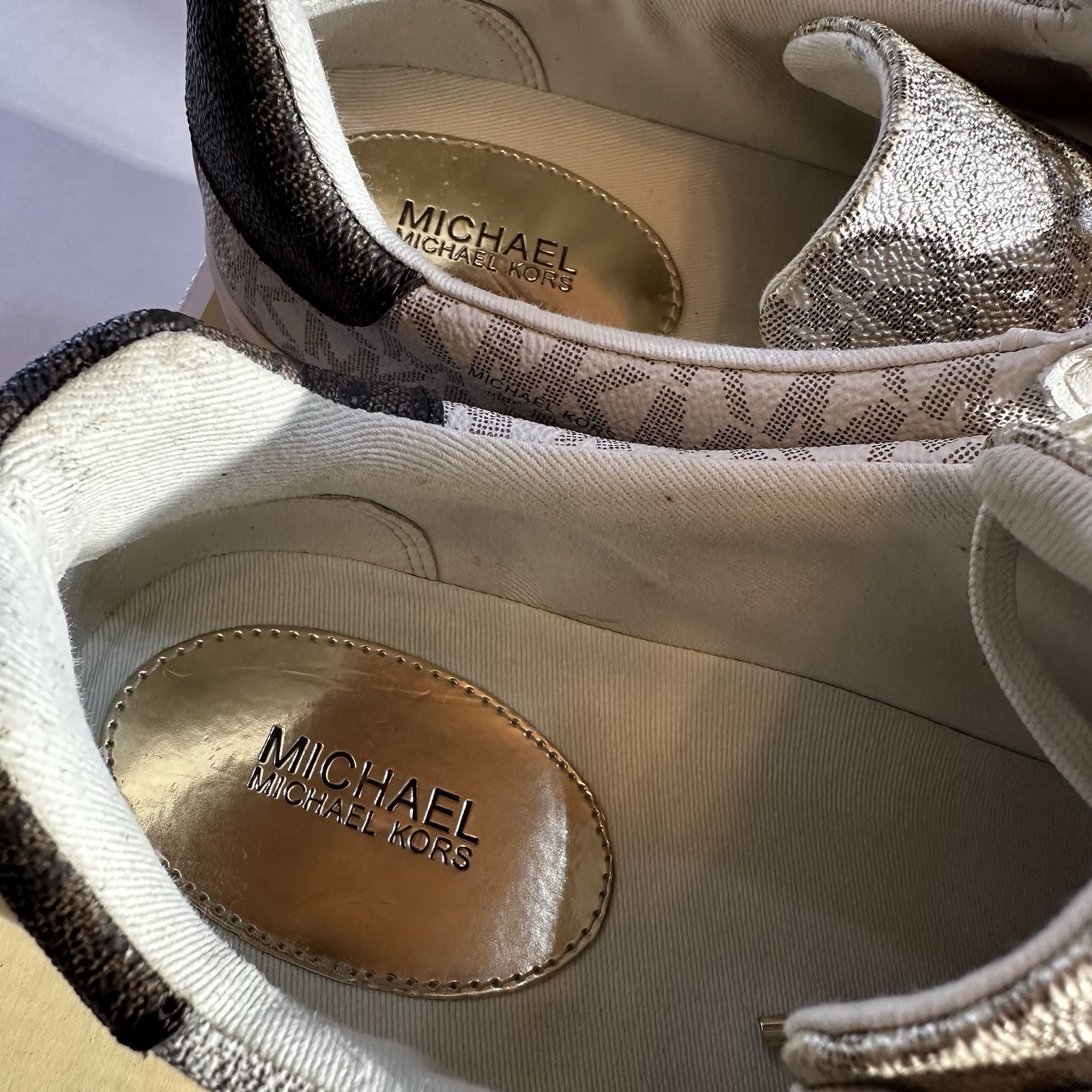MK Michael Kors Poppy Lace Up Sneakers Vanilla Leather -sz. 9M