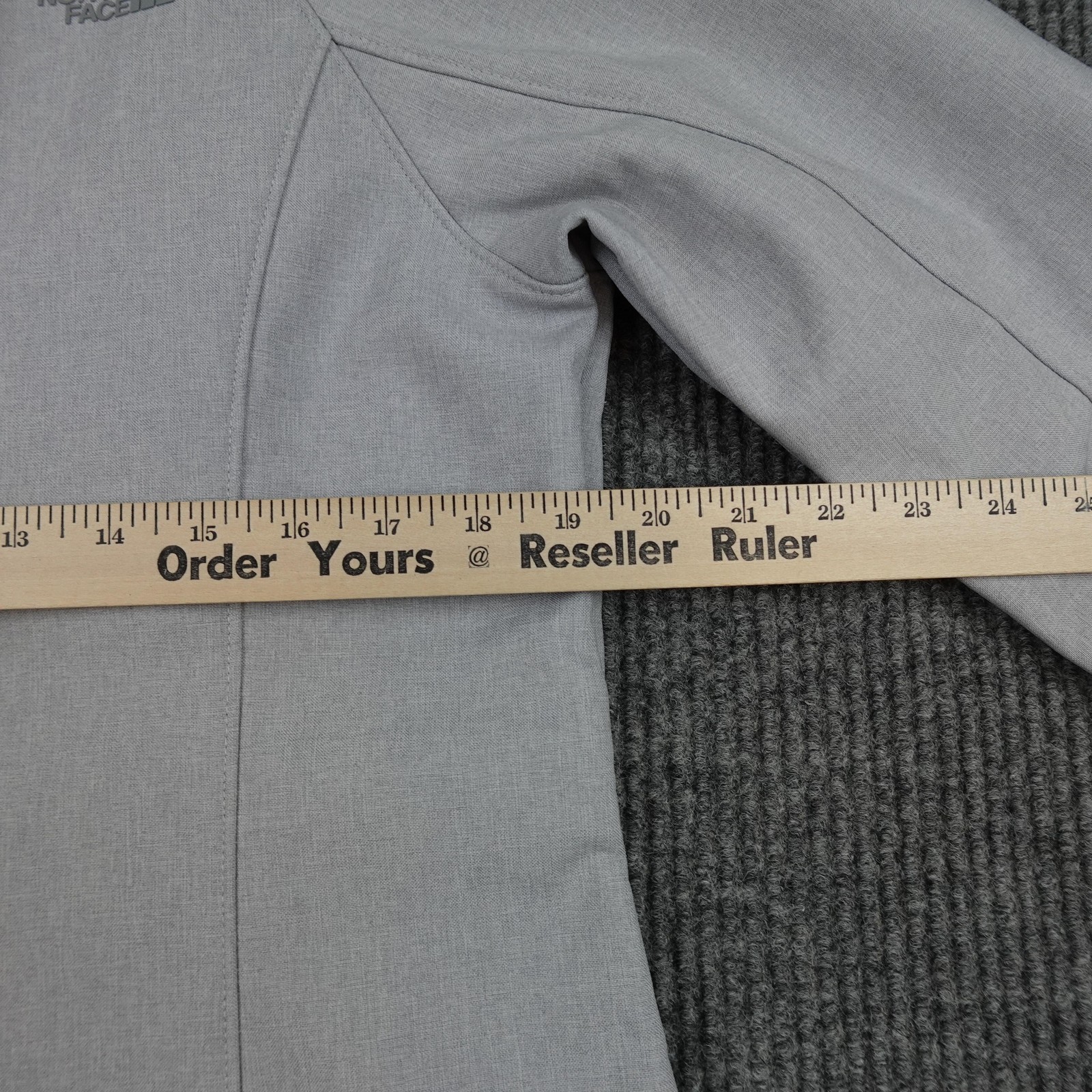 The North Face Apex Jacket Womens Large Gray Softshell Dollar General Logo