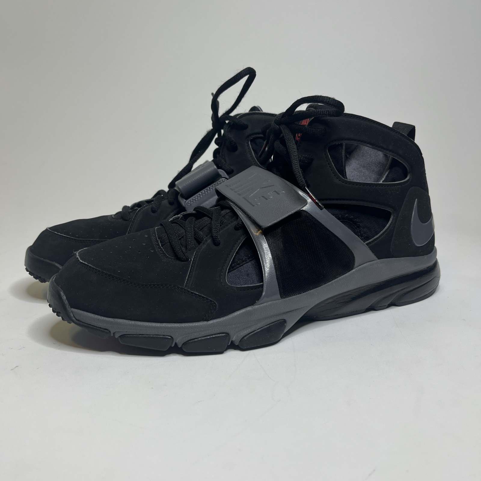 Nike Zoom Huarache TR Mid Men’s 15 Black Dark Gray Training Shoes Rare