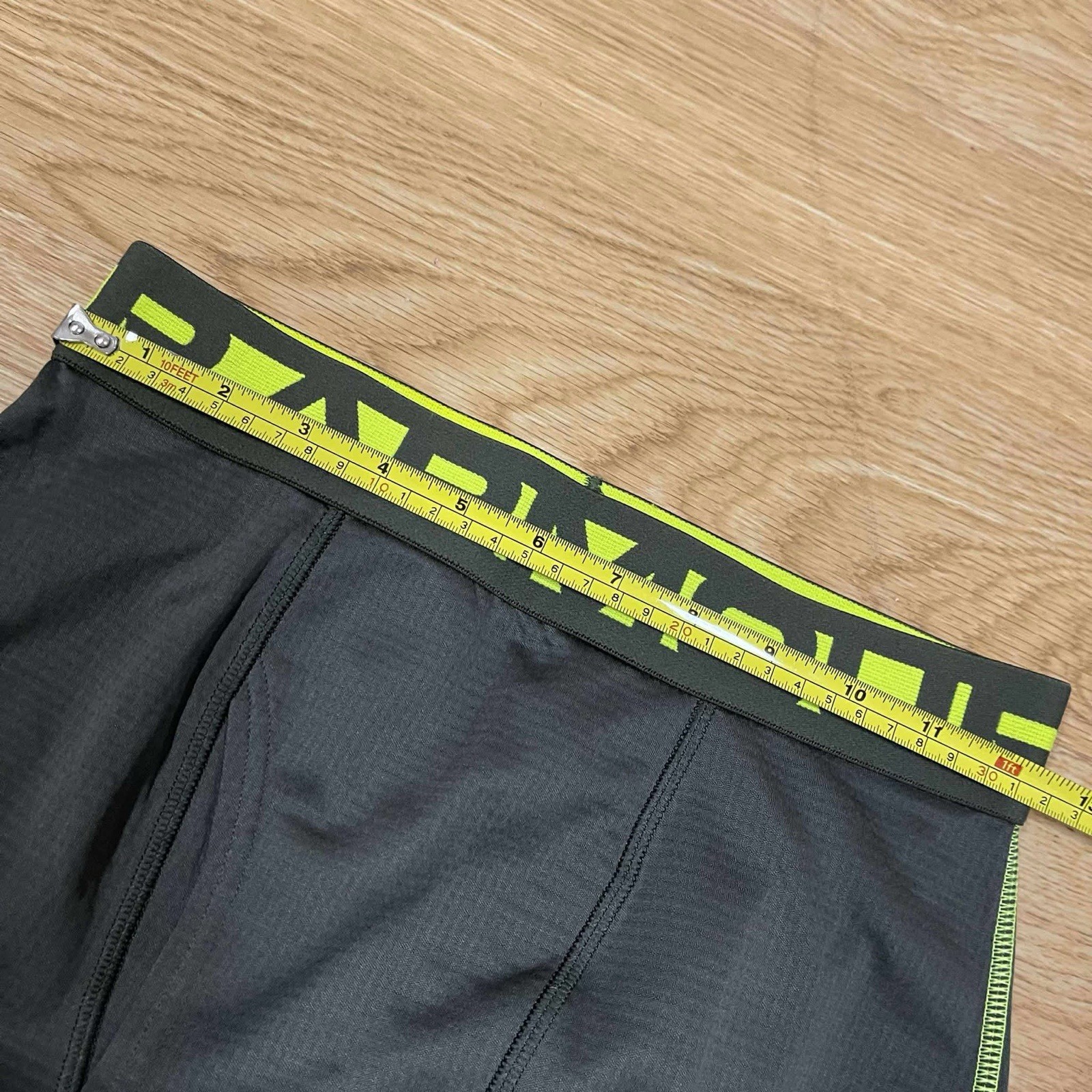 Under Armour Combine Training Compression Leggings Black Hyper Green Size S