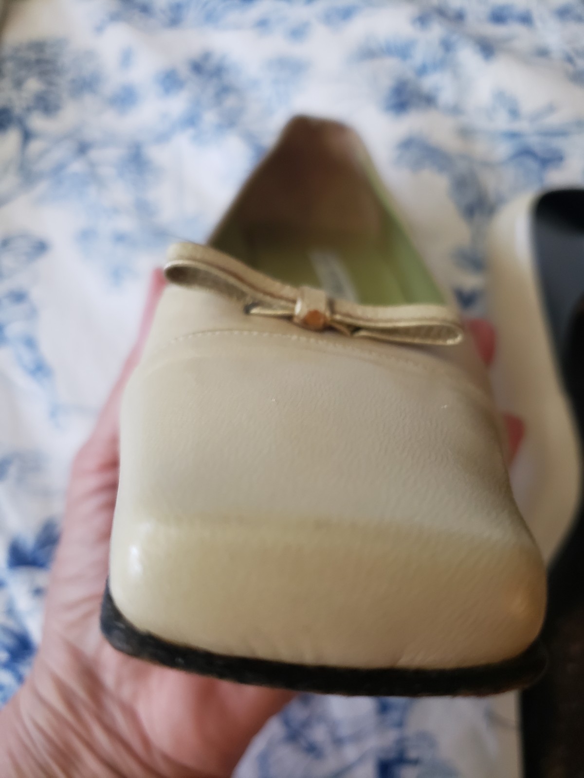 Luca Padovane elegant small kitten square heel Cream leather 8.5 M EUC