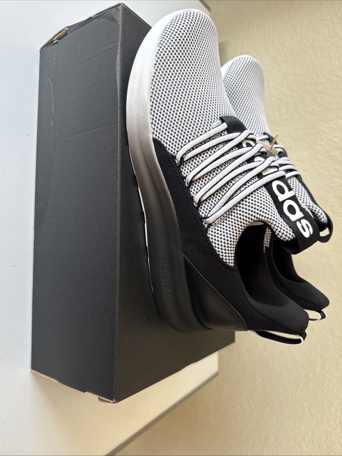 Adidas Lite Racer Adapt 7.0 White/black, Men’s 10.5, brand New With Box